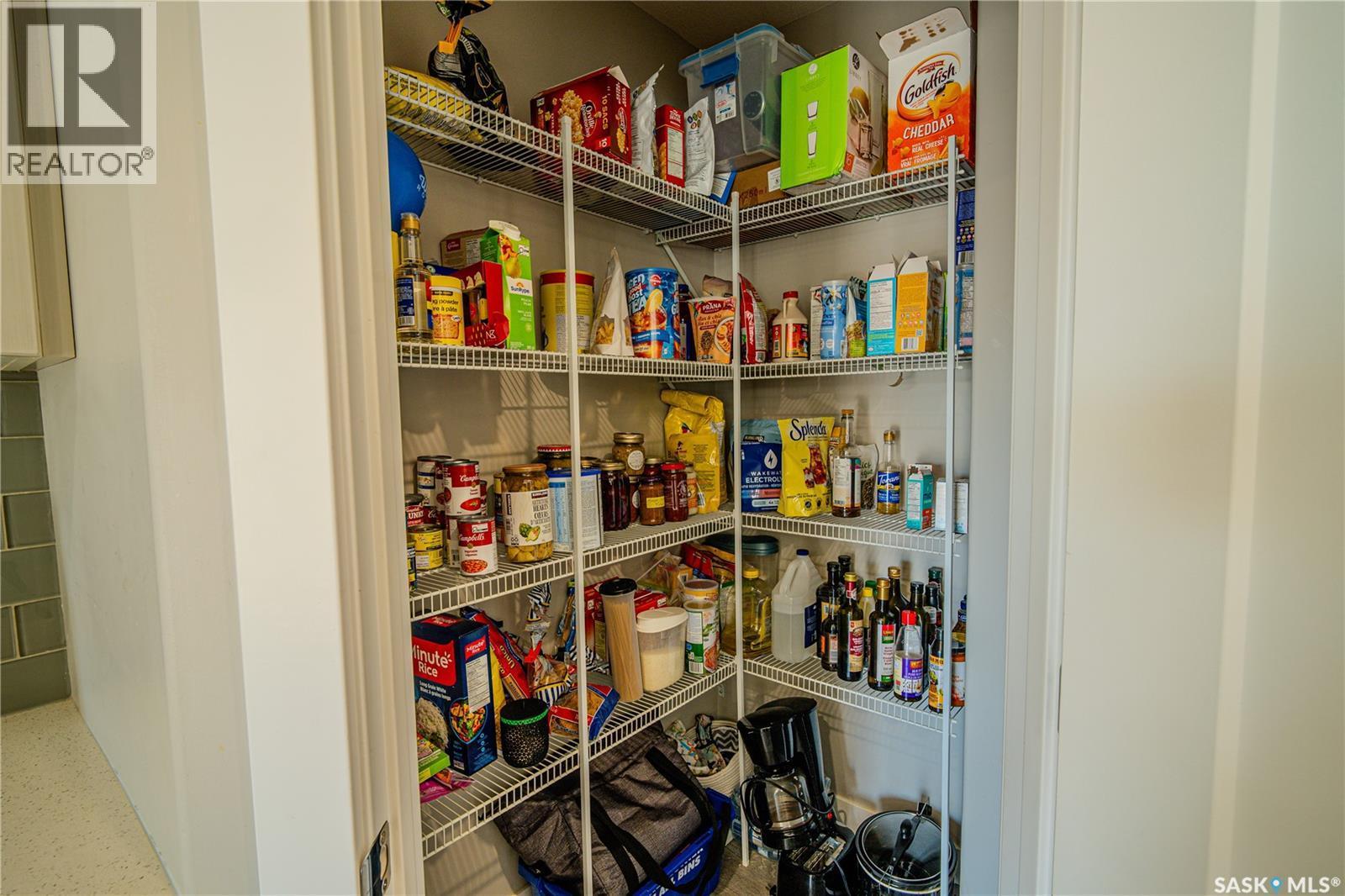 4529 E Keller Avenue, Regina, SK - Indoor With Storage