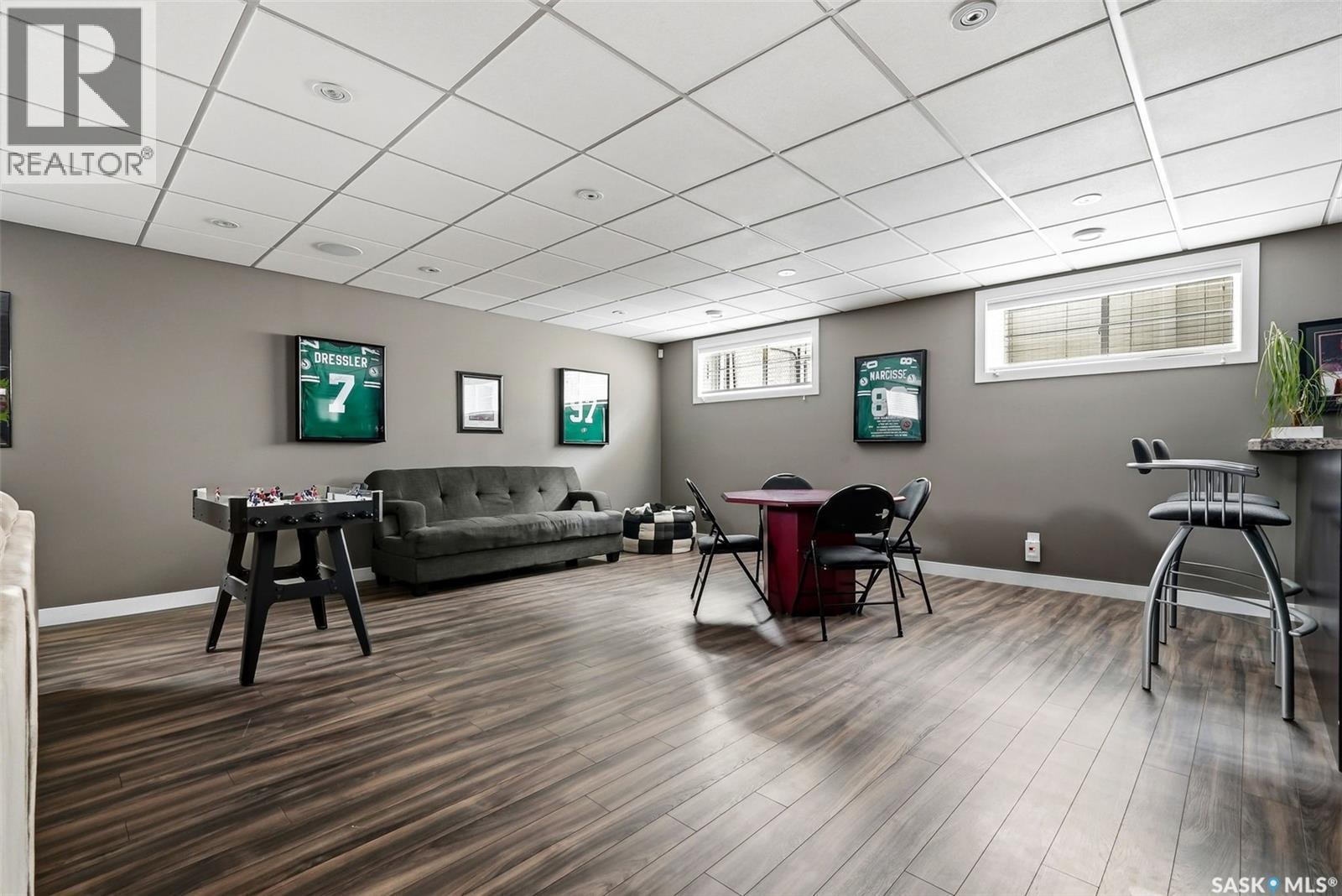 6040 Little Pine Loop, Regina, SK - Indoor