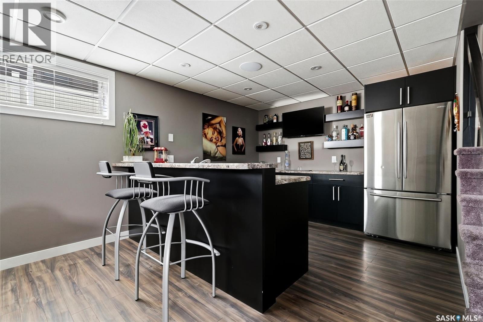 6040 Little Pine Loop, Regina, SK - Indoor