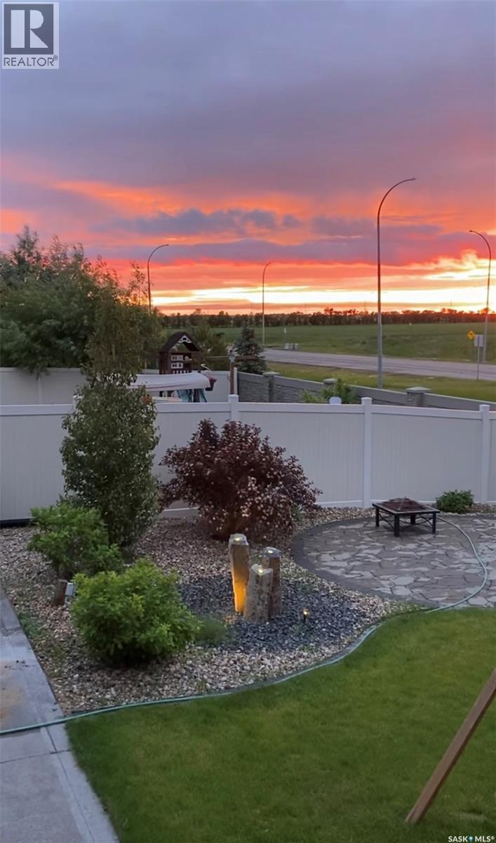 6040 Little Pine Loop, Regina, SK - Outdoor With View