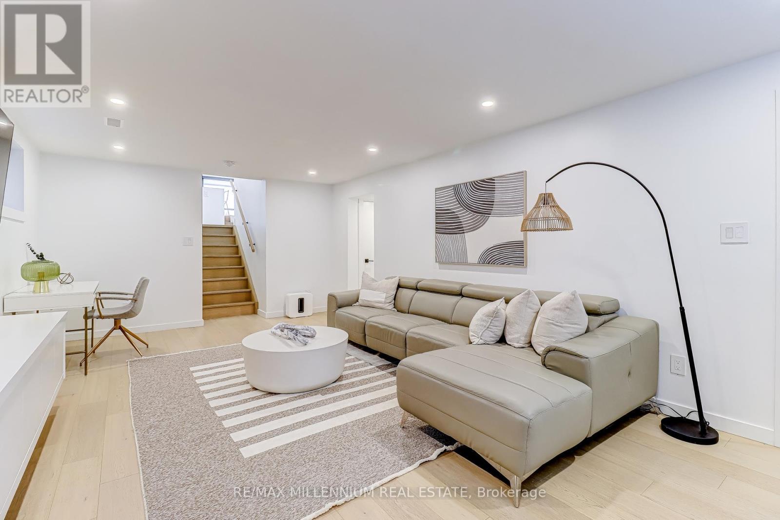 2498 Frankfield Road, Mississauga, ON - Indoor Photo Showing Other Room