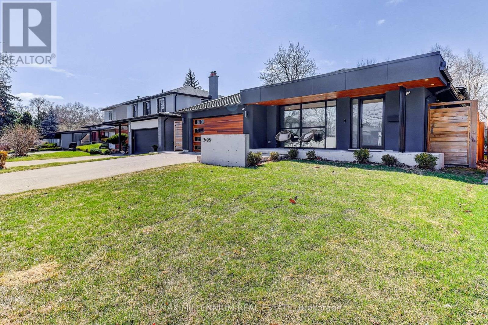 2498 Frankfield Road, Mississauga, ON - Outdoor