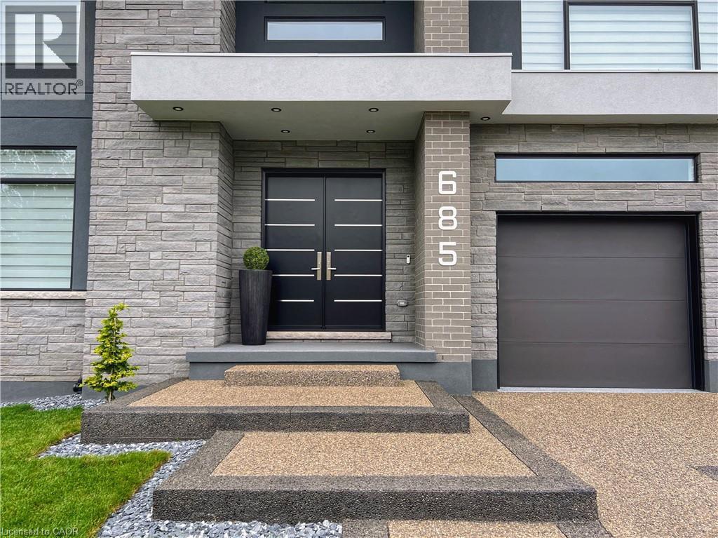 685 Meadowsweet Avenue, Waterloo, ON - Outdoor
