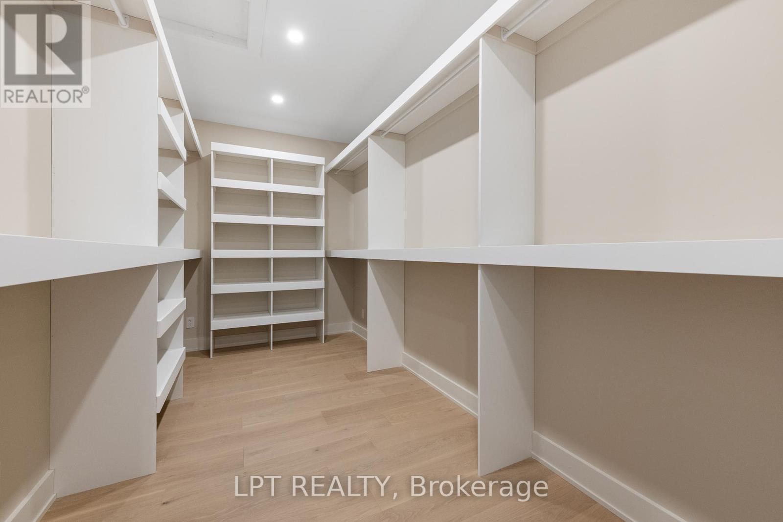 15 Briggs Avenue, Ottawa, ON - Indoor With Storage