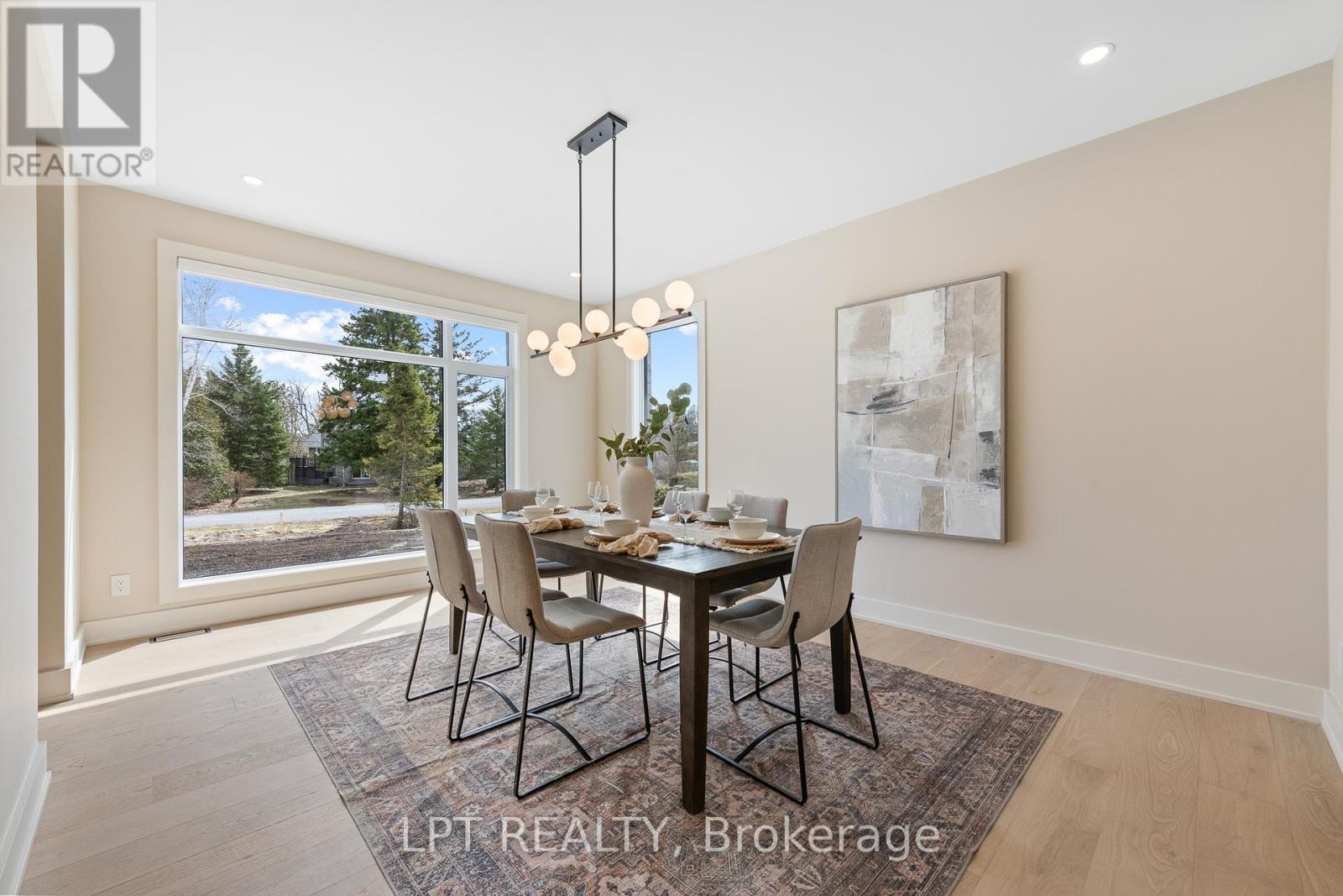 15 Briggs Avenue, Ottawa, ON - Indoor Photo Showing Dining Room