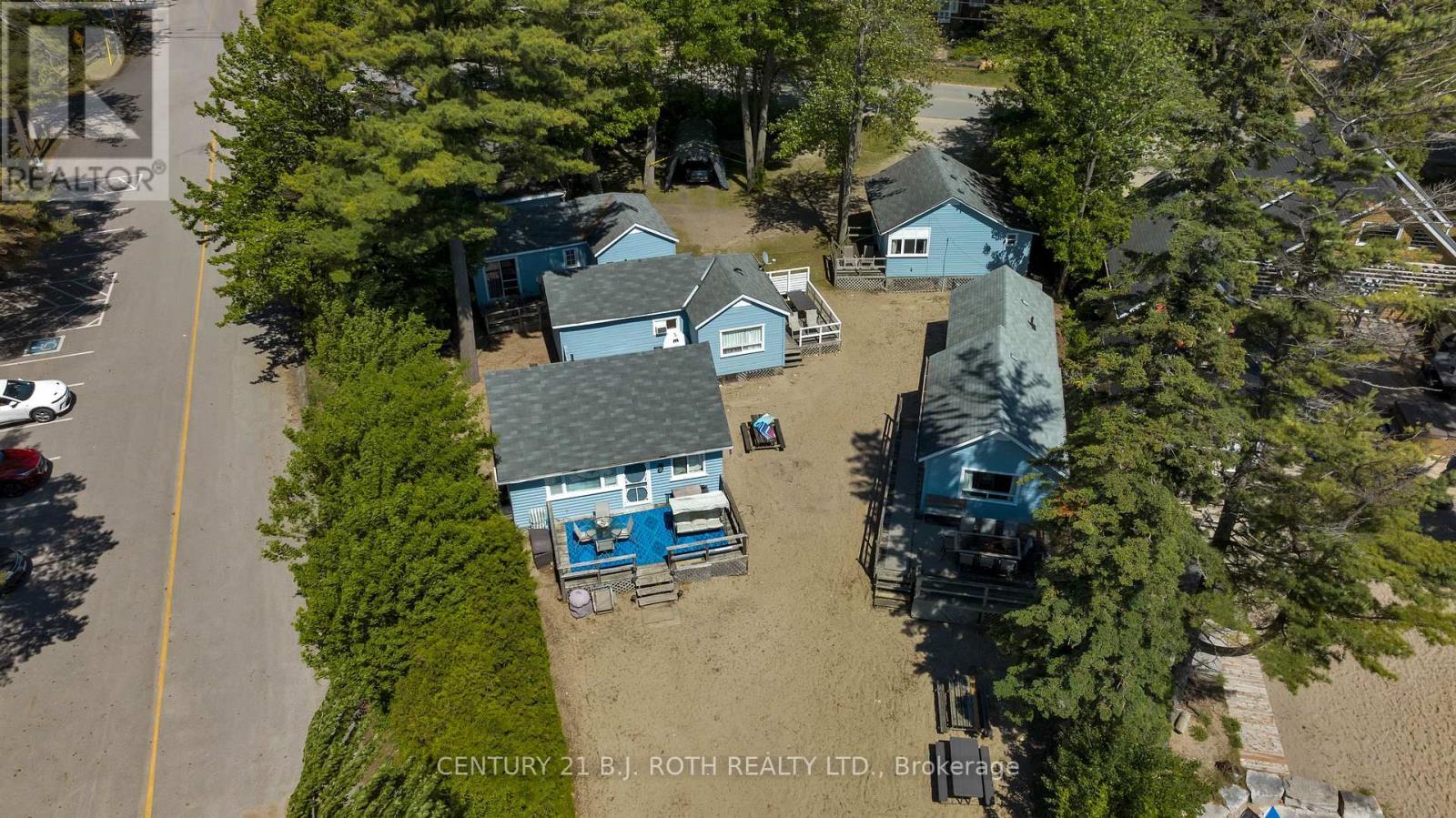 2026 Tiny Beaches Road S, Tiny, ON - Outdoor