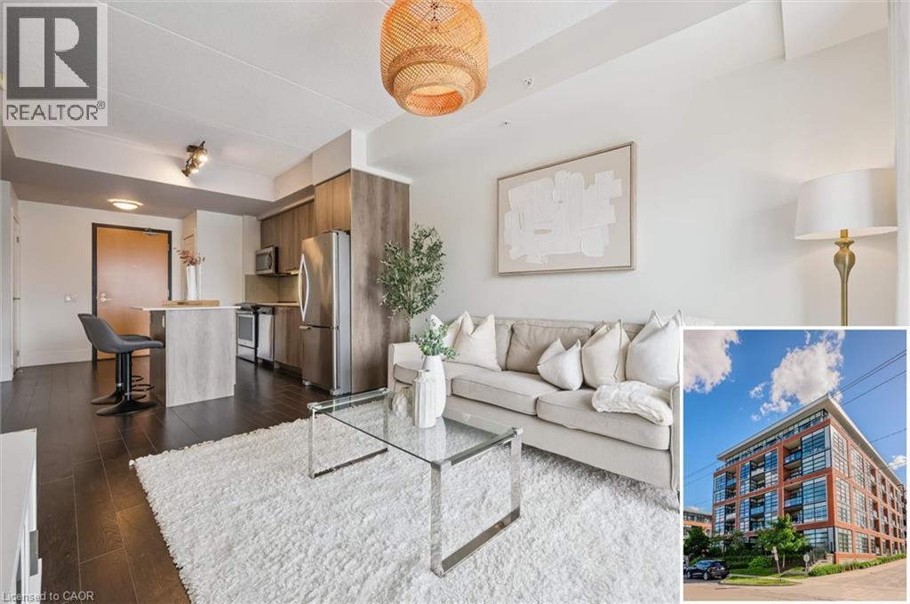 15 Prince Albert Boulevard Unit# 309, Kitchener, ON - Indoor Photo Showing Living Room