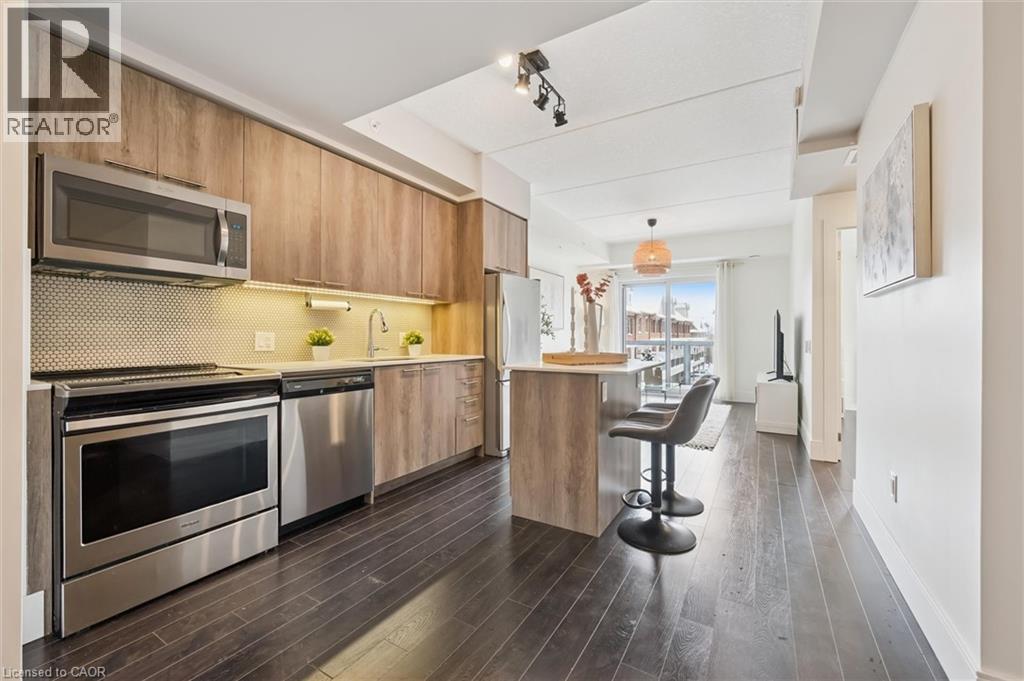 15 Prince Albert Boulevard Unit# 309, Kitchener, ON - Indoor Photo Showing Kitchen With Stainless Steel Kitchen