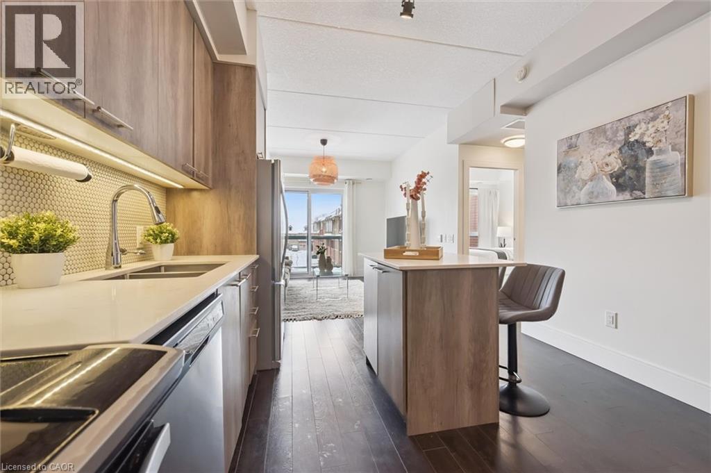 15 Prince Albert Boulevard Unit# 309, Kitchener, ON - Indoor Photo Showing Kitchen With Double Sink