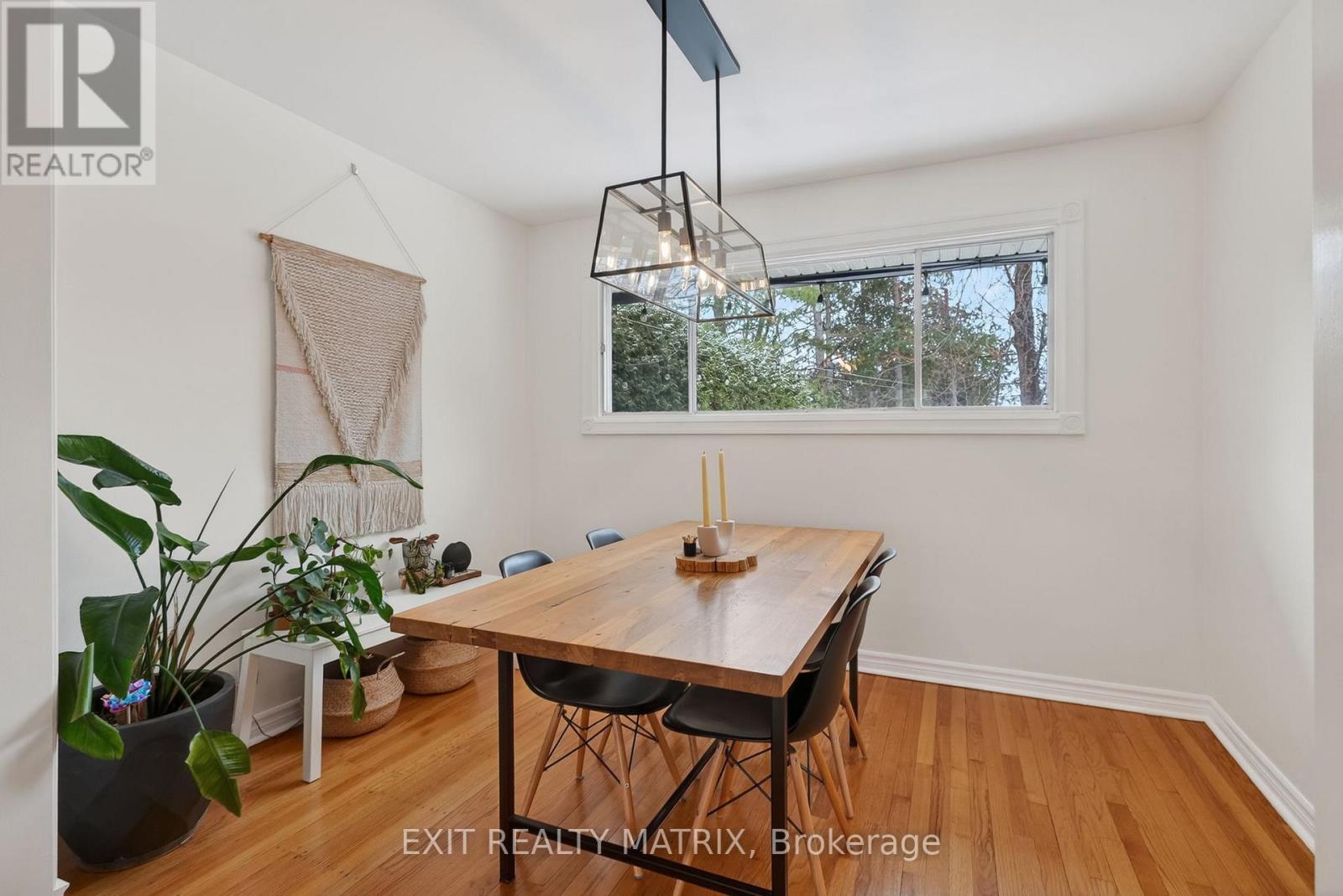 2586 Henley Street, Ottawa, ON - Indoor Photo Showing Dining Room