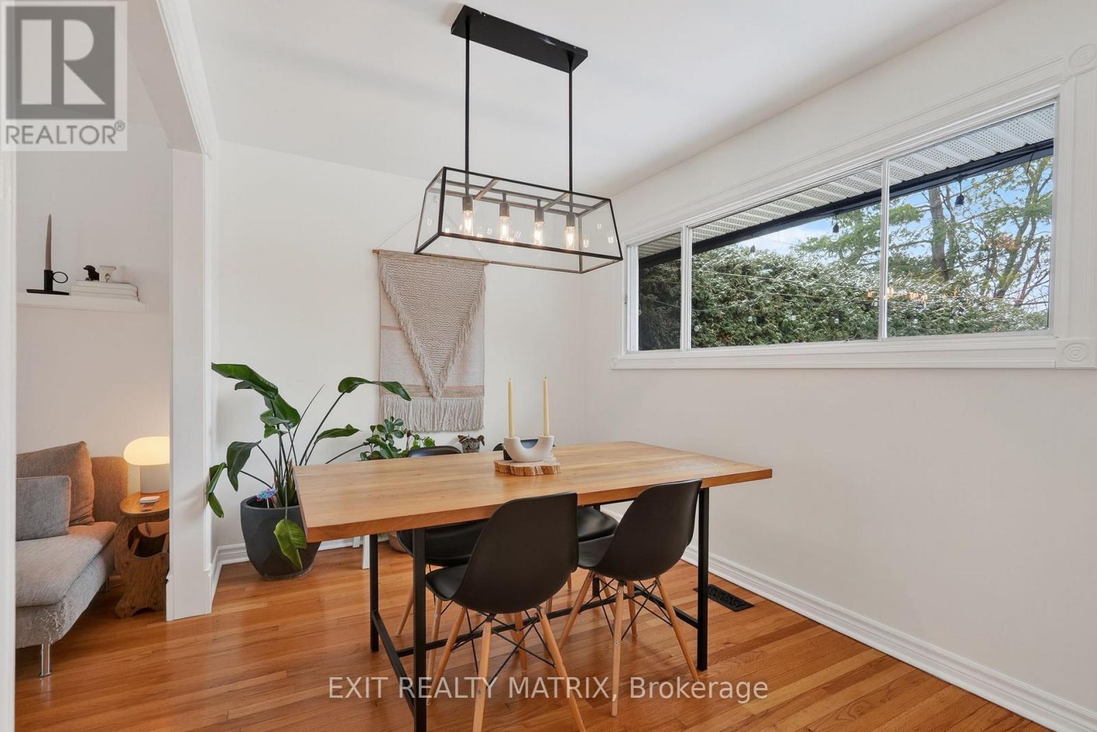 2586 Henley Street, Ottawa, ON - Indoor Photo Showing Dining Room