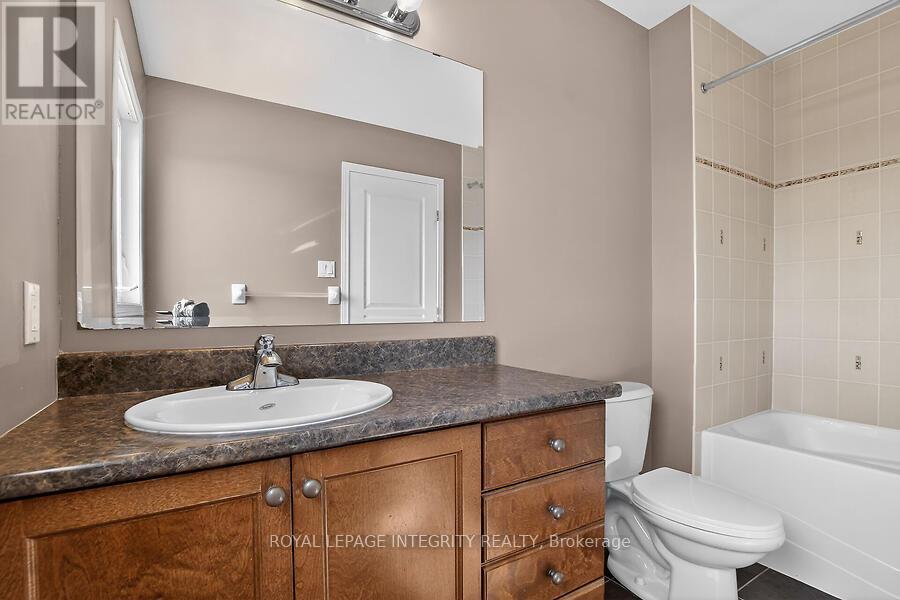 Ensuite - 672 Pepperville Crescent E, Ottawa, ON - Indoor Photo Showing Bathroom