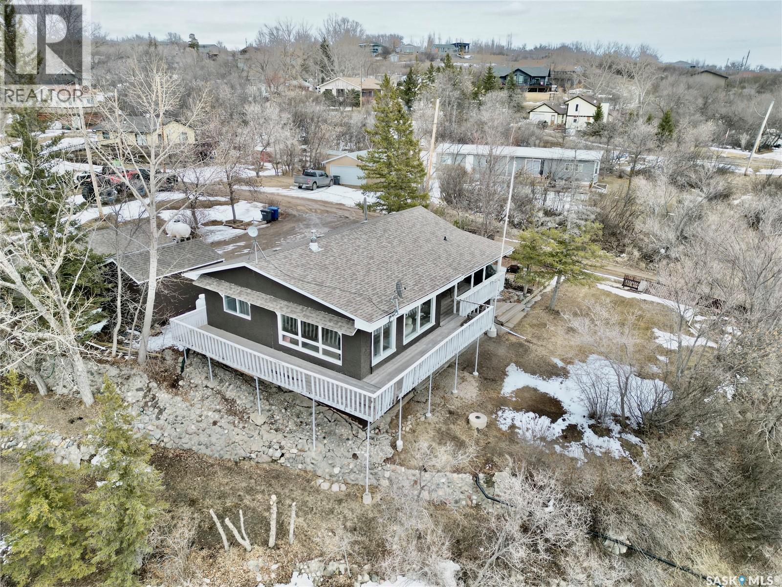 400 Hillcrest Avenue, Saskatchewan Beach, SK - Outdoor