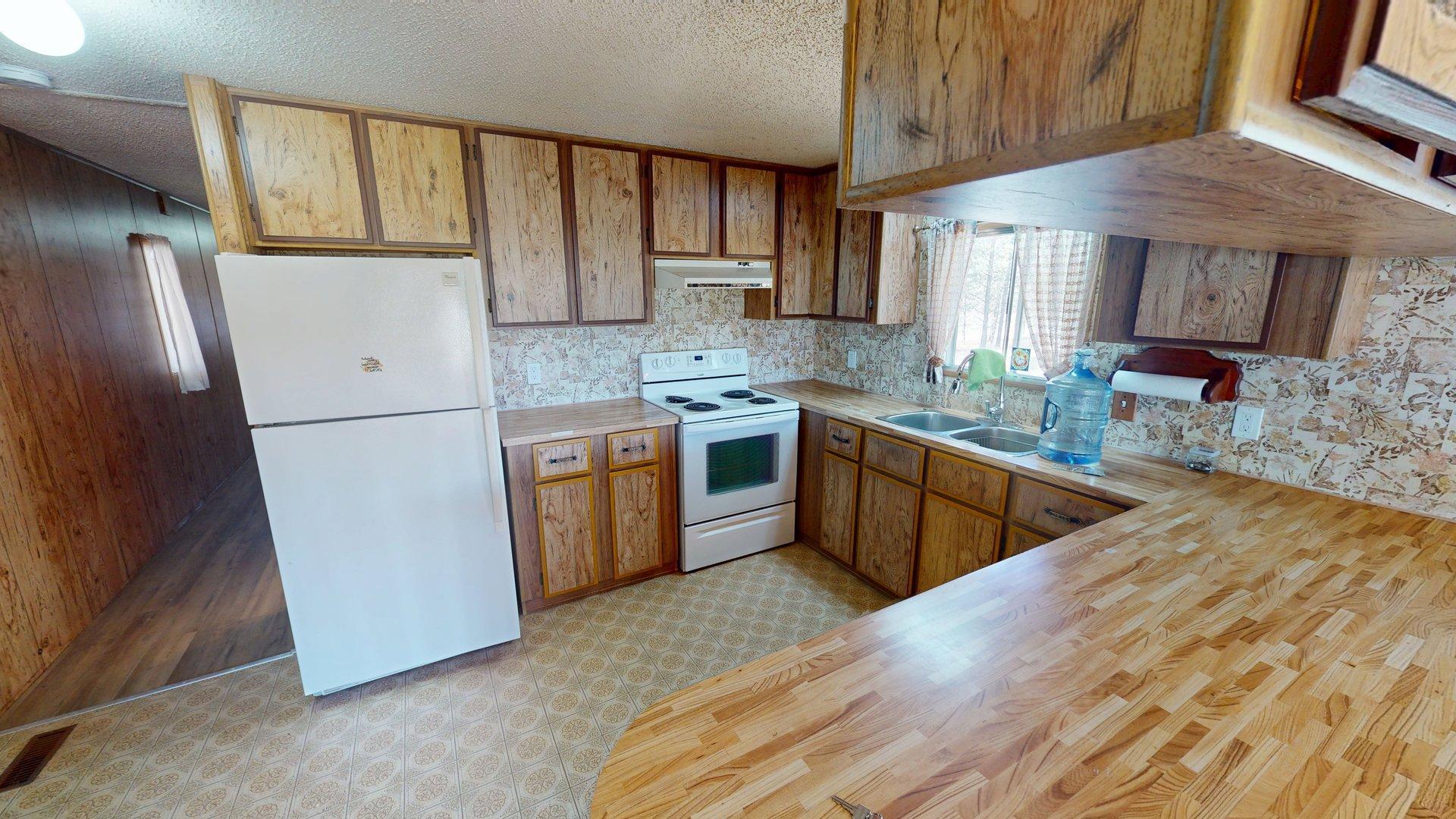 9862 95A Highway, Cranbrook, BC