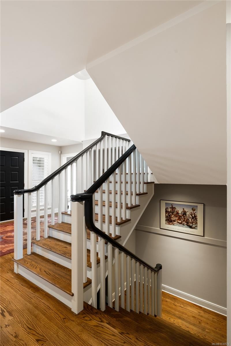 683 Mountjoy Ave, Oak Bay, BC