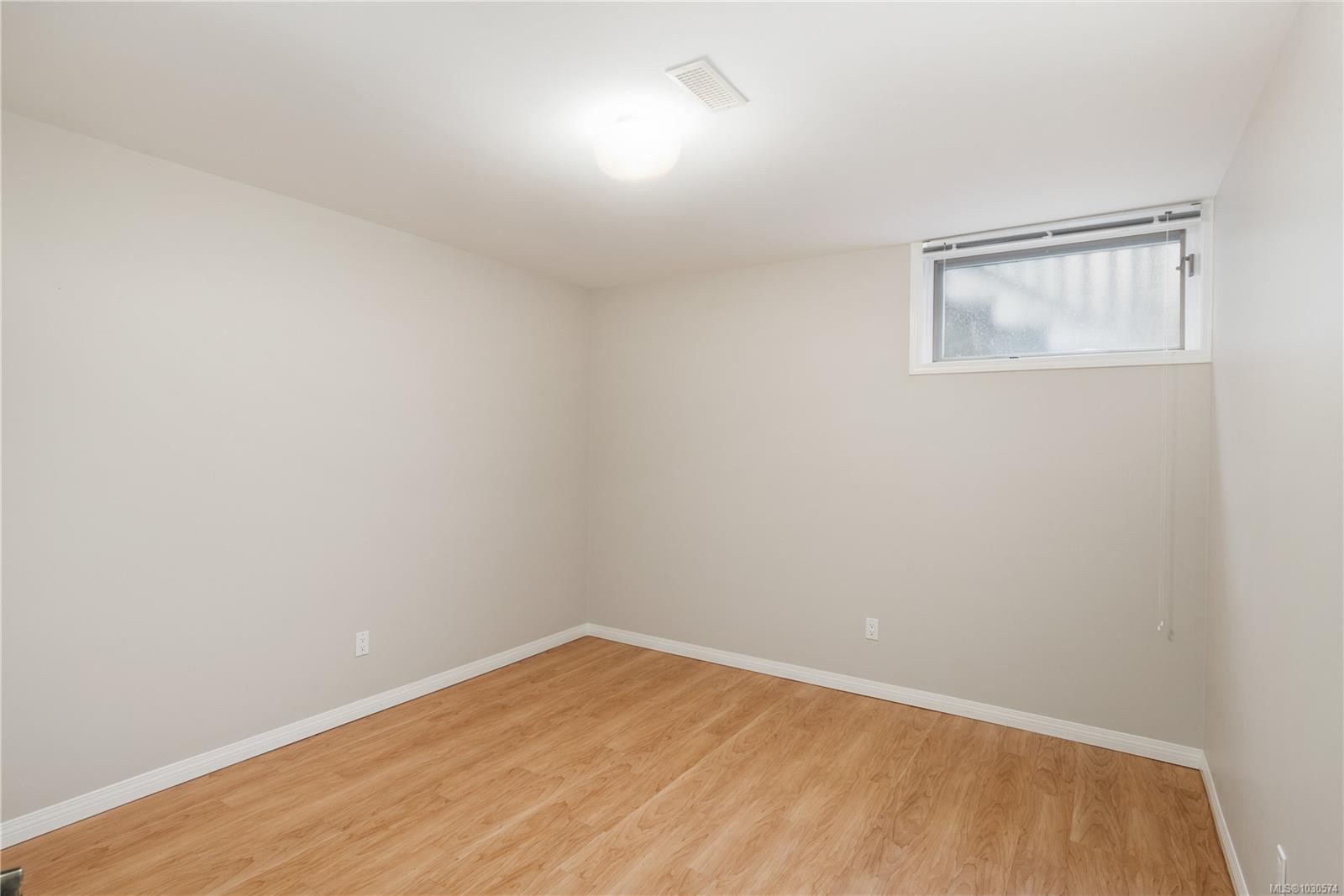 683 Mountjoy Ave, Oak Bay, BC