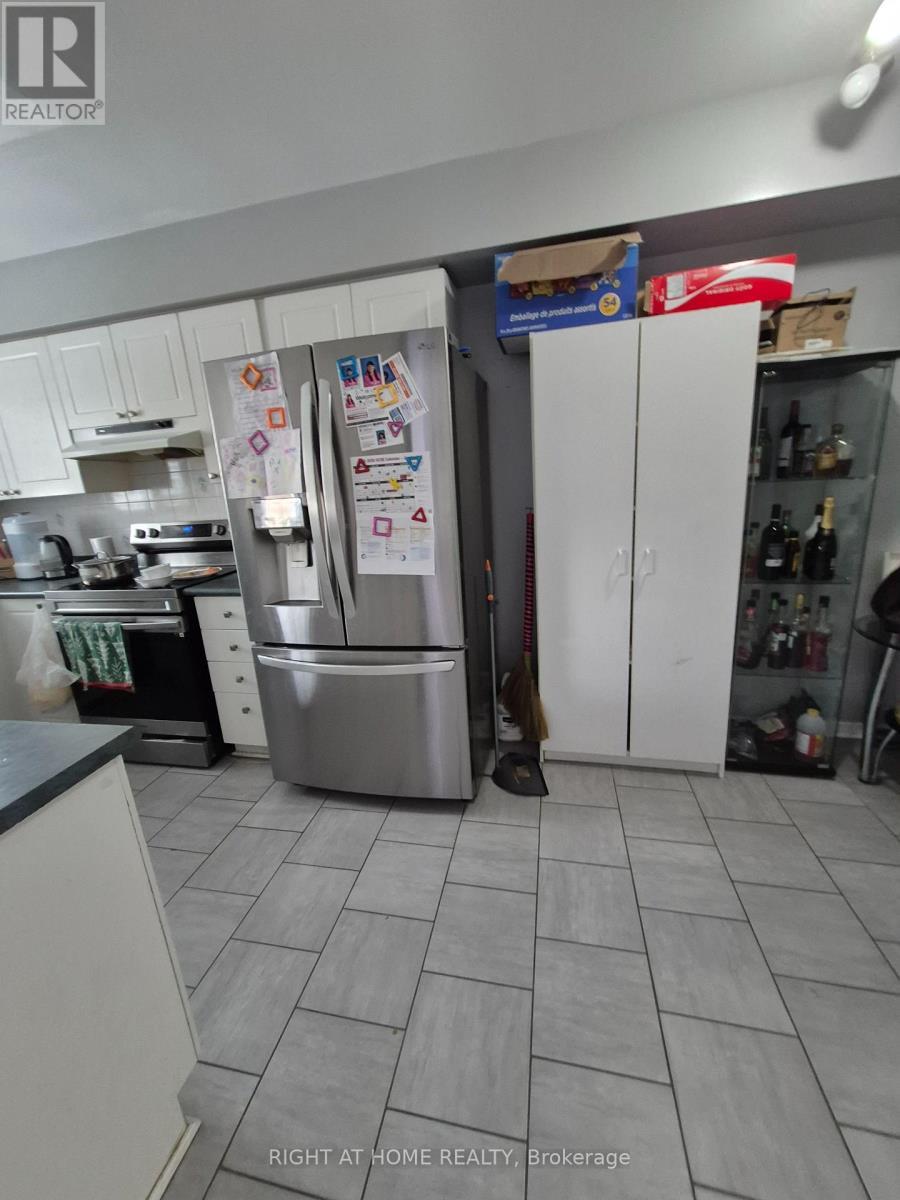 kitchen 2 - 85 Margrave Avenue, Ottawa, ON - Indoor