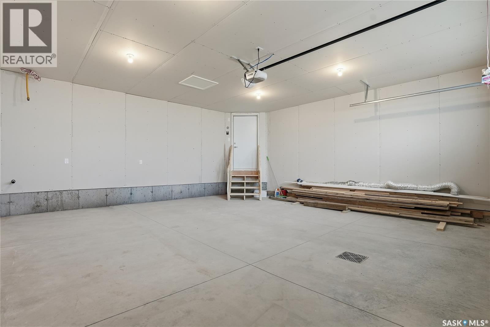 151 Nazarali Way, Saskatoon, SK - Indoor Photo Showing Garage