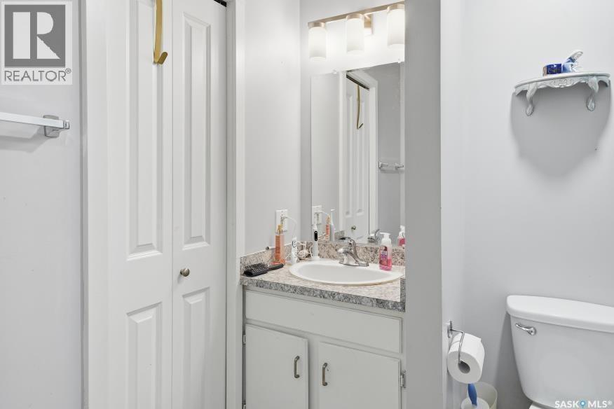 138 - 140 Clancy Drive, Saskatoon, SK