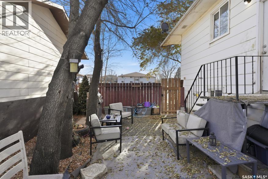 138 - 140 Clancy Drive, Saskatoon, SK