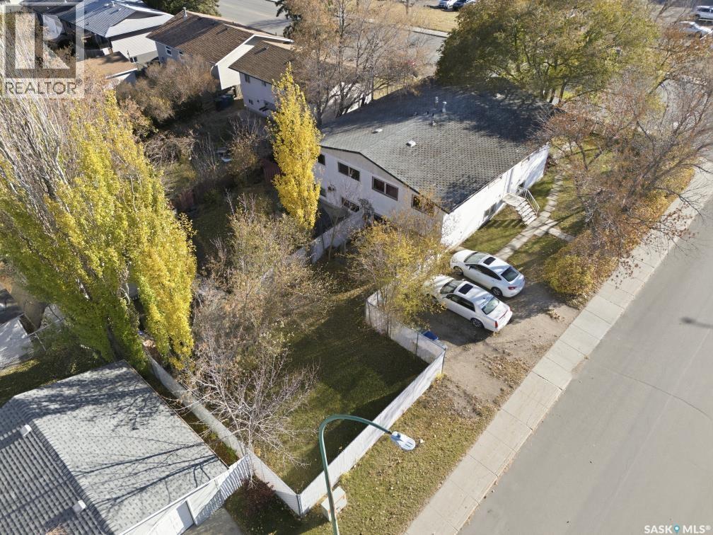 138 - 140 Clancy Drive, Saskatoon, SK