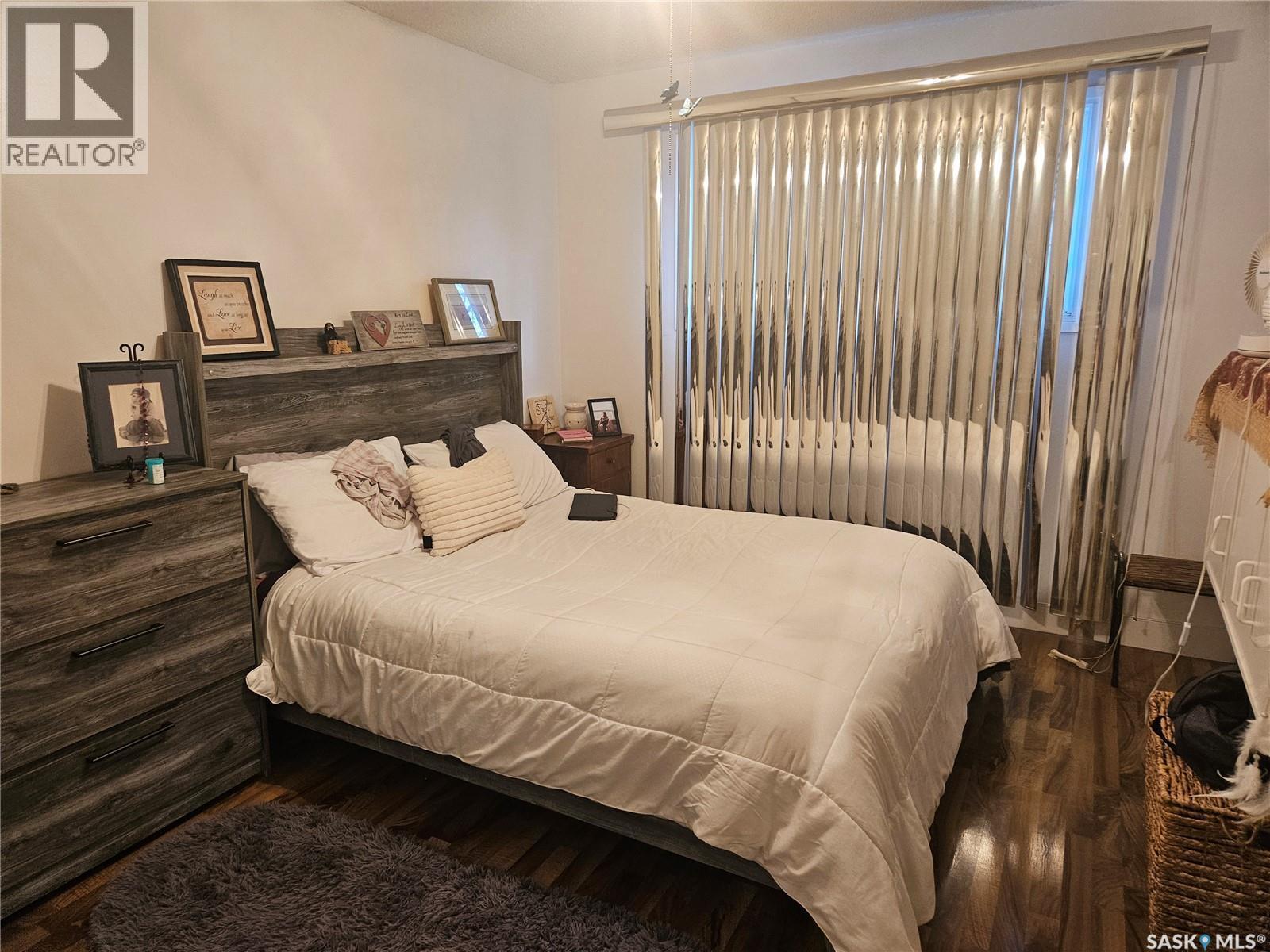 5 1292 Gordon Road, Moose Jaw, SK - Indoor Photo Showing Bedroom
