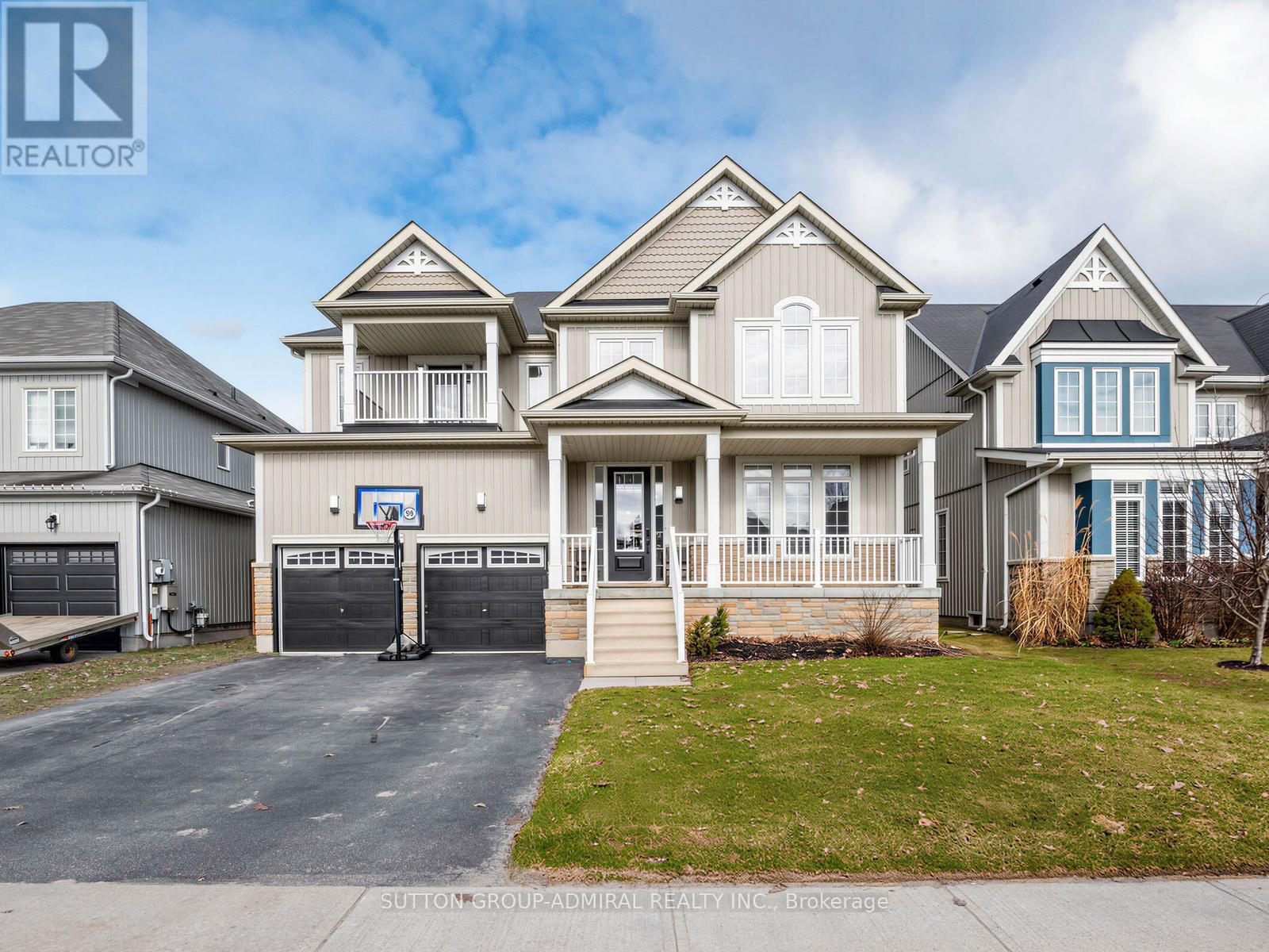 96 Mount Crescent, Essa, ON - Outdoor With Deck Patio Veranda With Facade