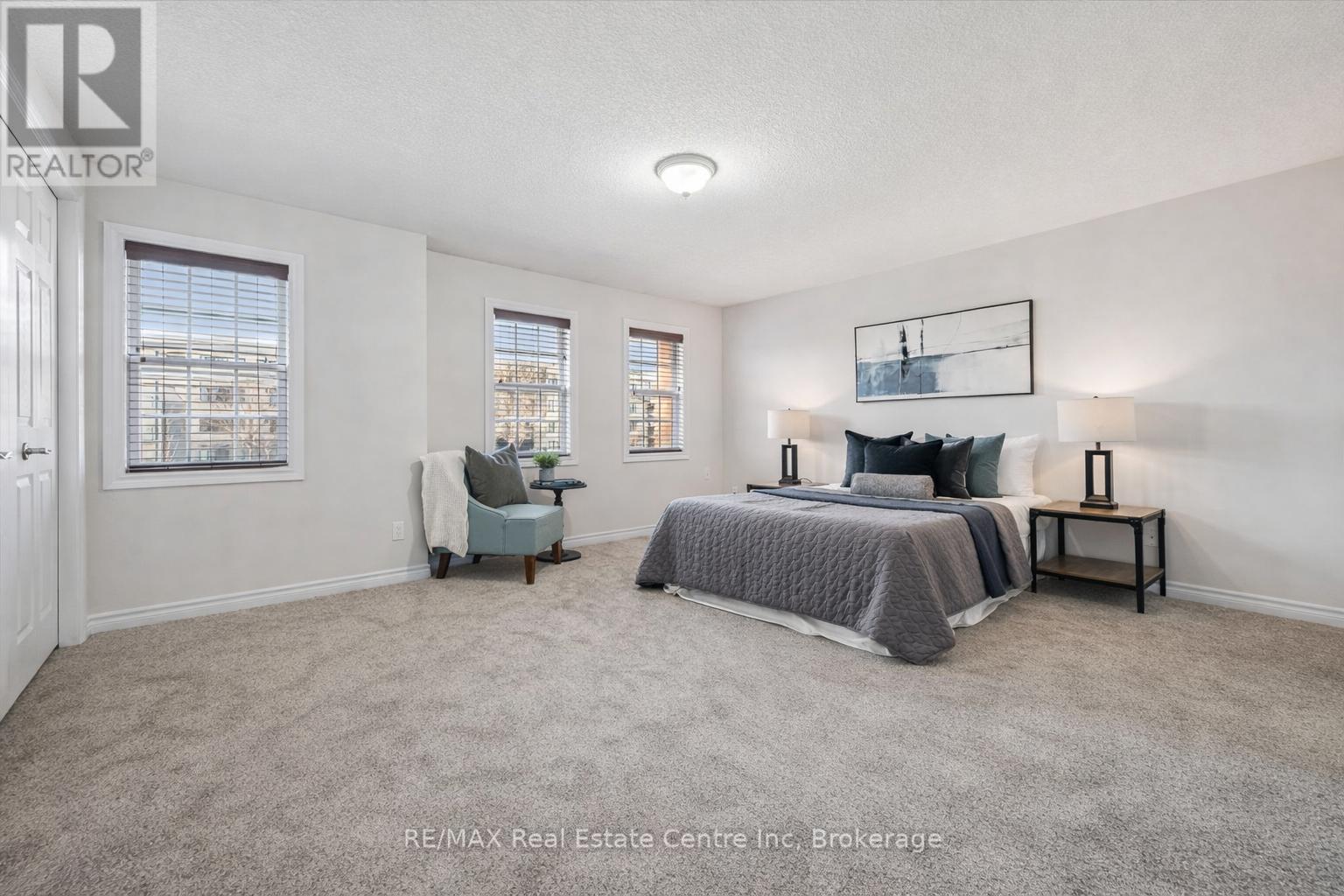 93 Washburn Drive, Guelph (Grange Road), ON - Indoor Photo Showing Bedroom