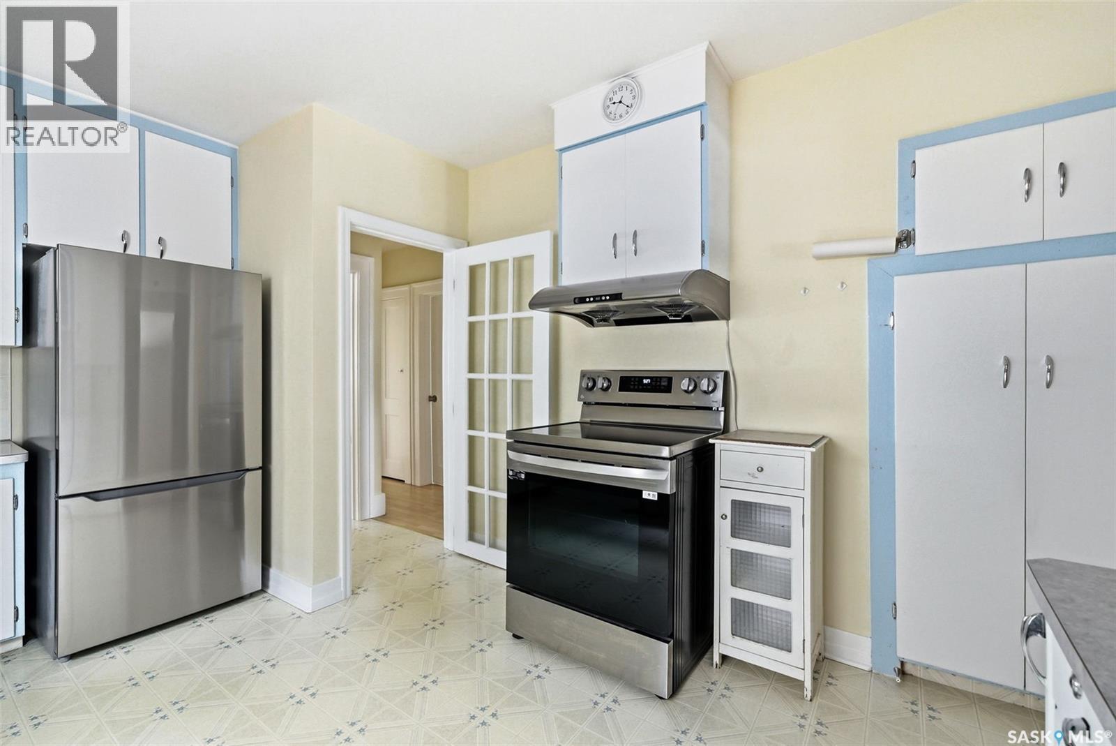 1921 Atkinson Street, Regina, SK - Indoor Photo Showing Kitchen