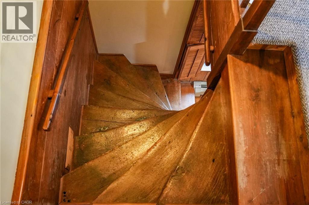 View of stairs - 2432 Seburn Road, Fonthill, ON - Indoor Photo Showing Other Room