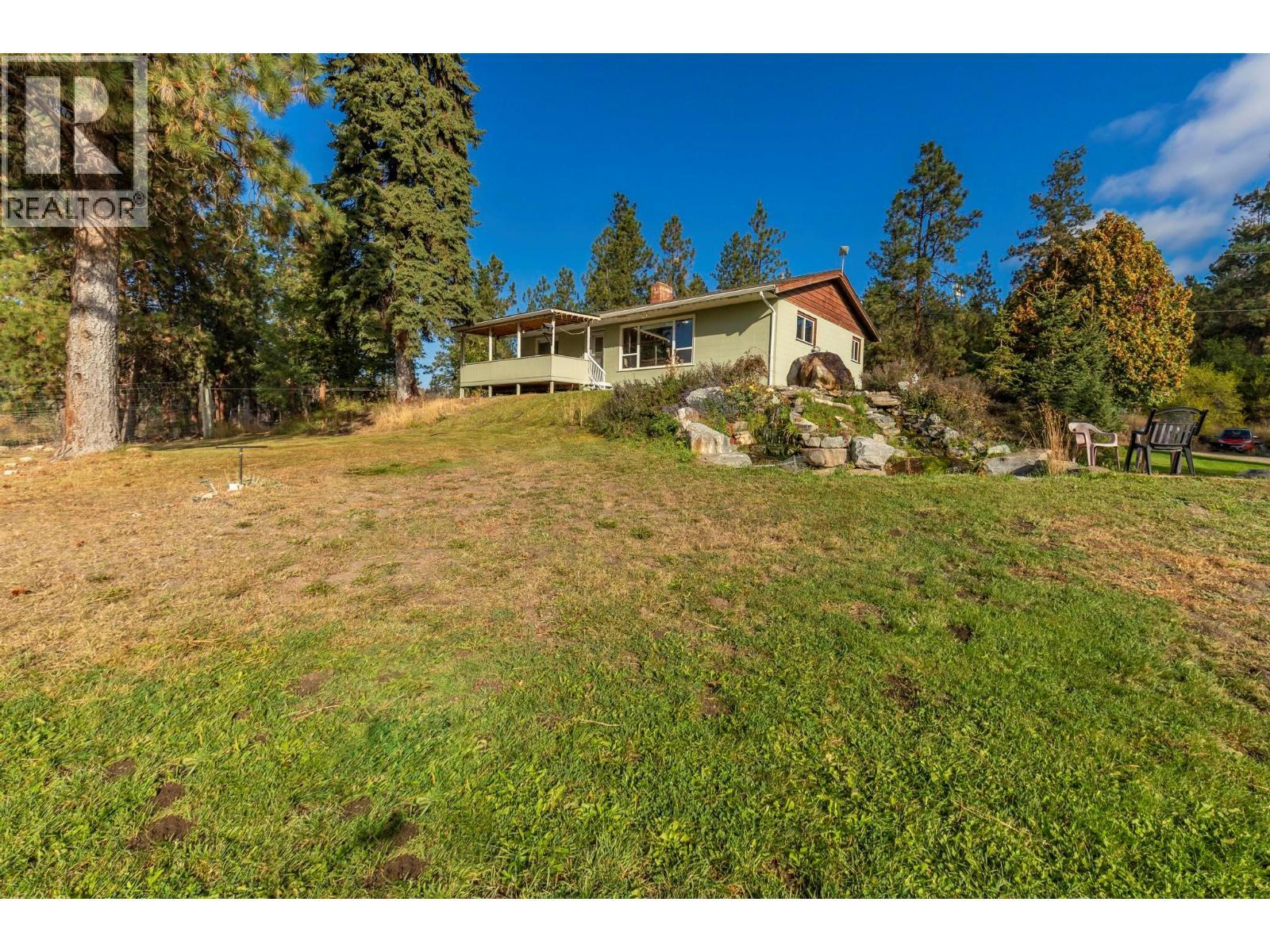 590 Brenda Road, Kelowna, BC - Outdoor