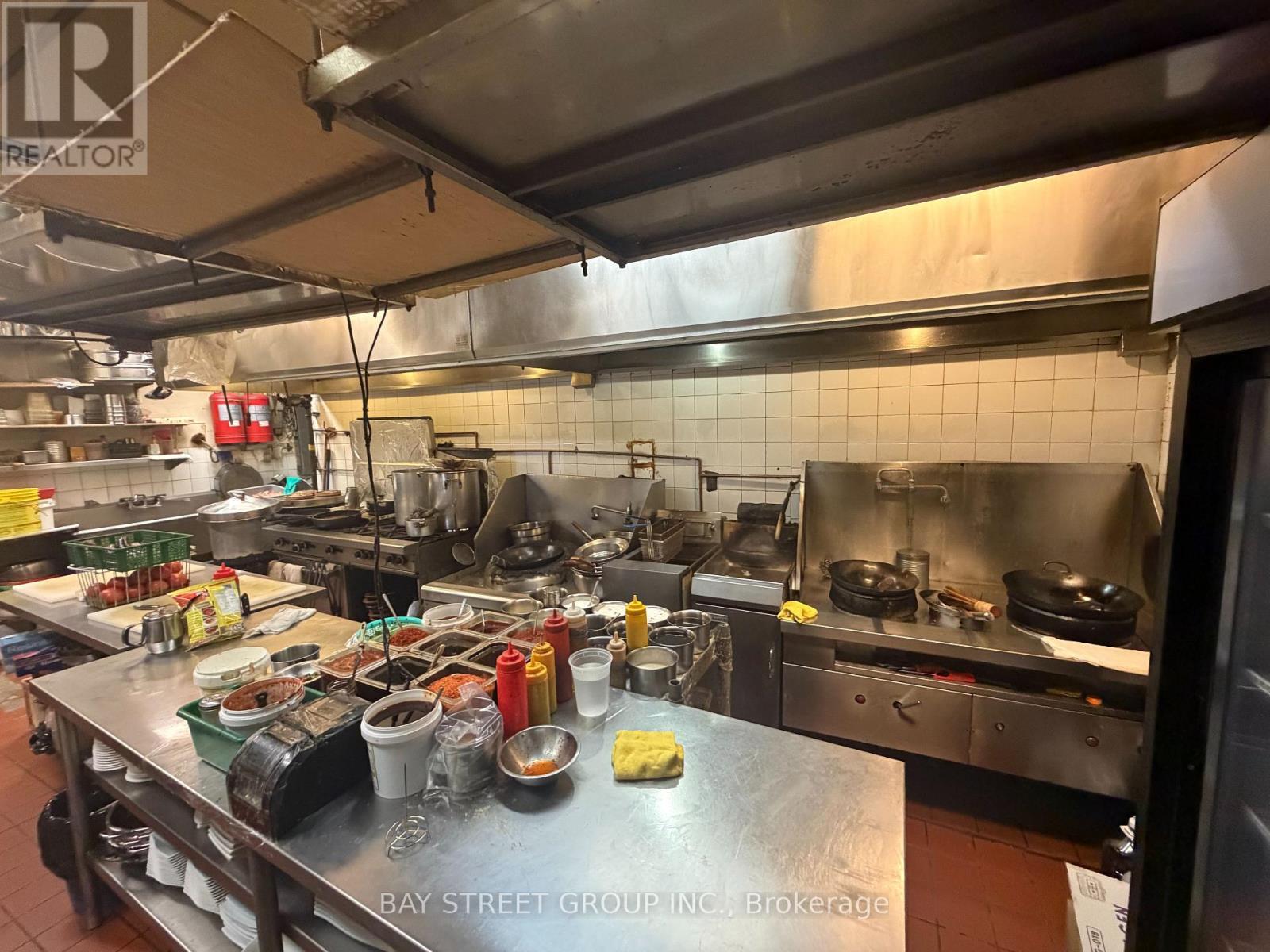 1 - 324 Highway 7 E, Richmond Hill, ON