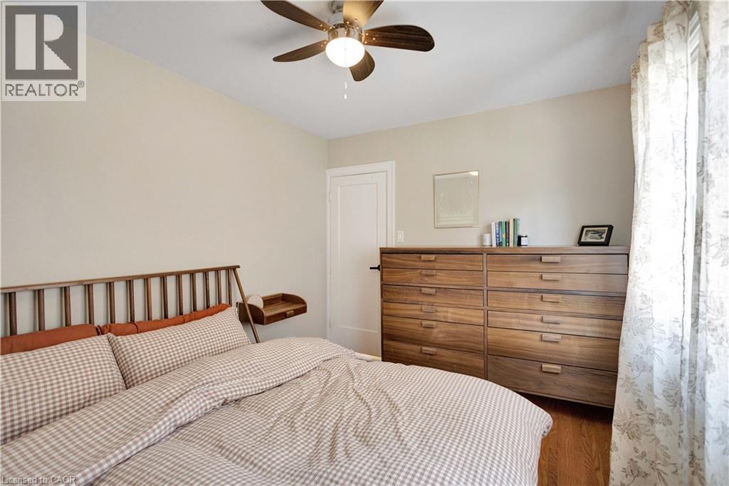 20 Barons Avenue S, Hamilton, ON - Indoor Photo Showing Bedroom