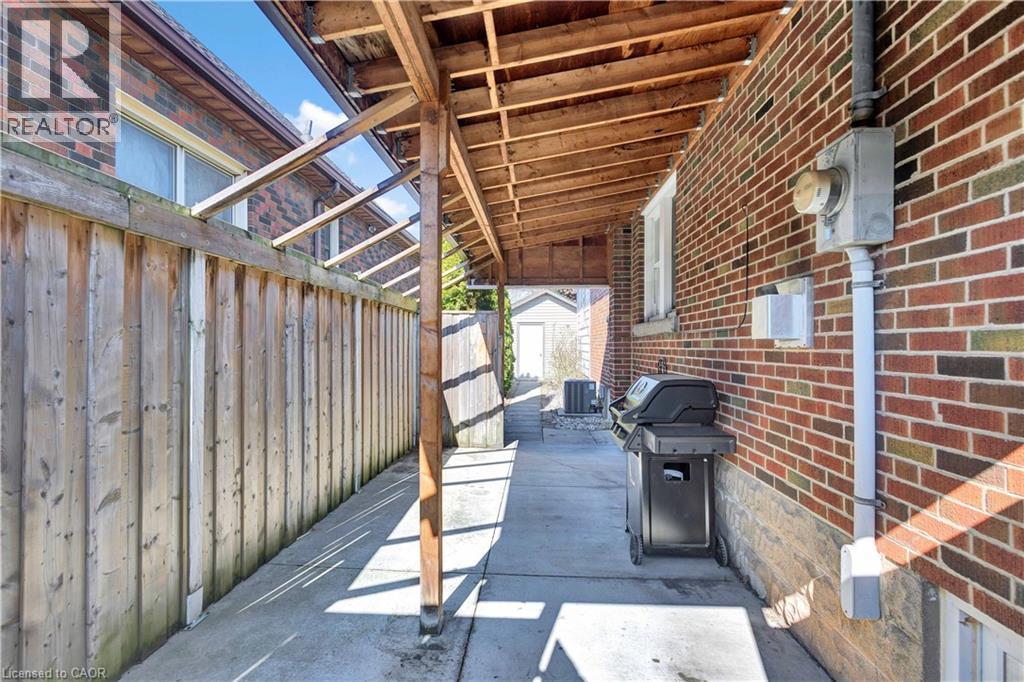 20 Barons Avenue S, Hamilton, ON - Outdoor With Exterior