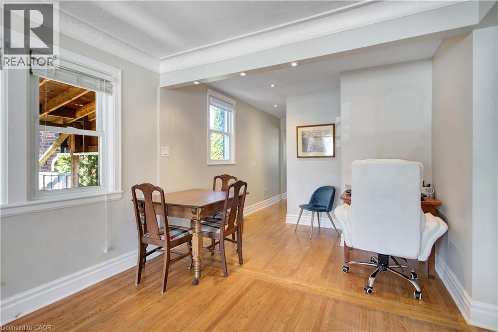 20 Barons Avenue S, Hamilton, ON - Indoor