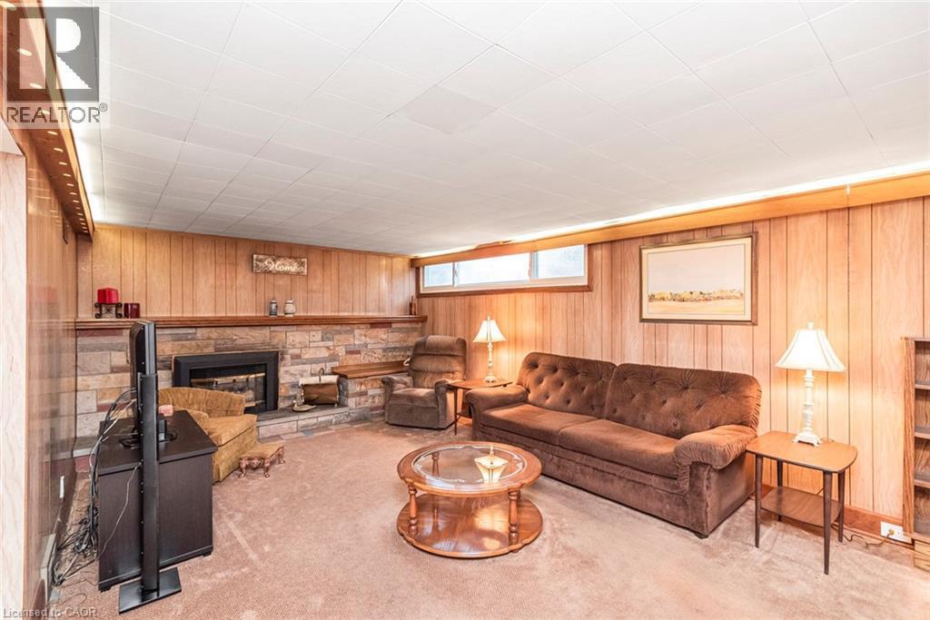 Bathroom - 124 Broker Drive, Hamilton, ON - Indoor Photo Showing Living Room With Fireplace