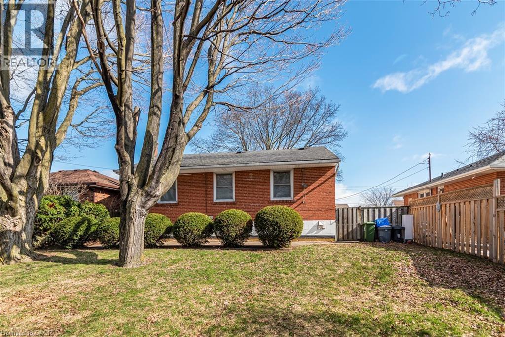 124 Broker Drive, Hamilton, ON - Outdoor