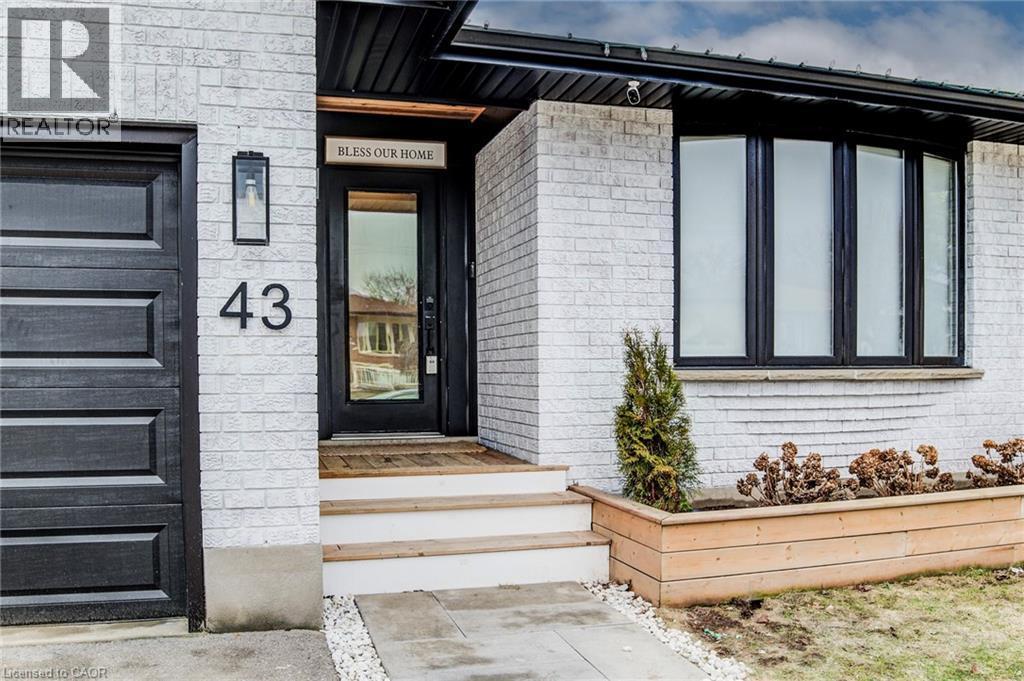43 Southview Crescent, Cambridge, ON - Outdoor With Exterior