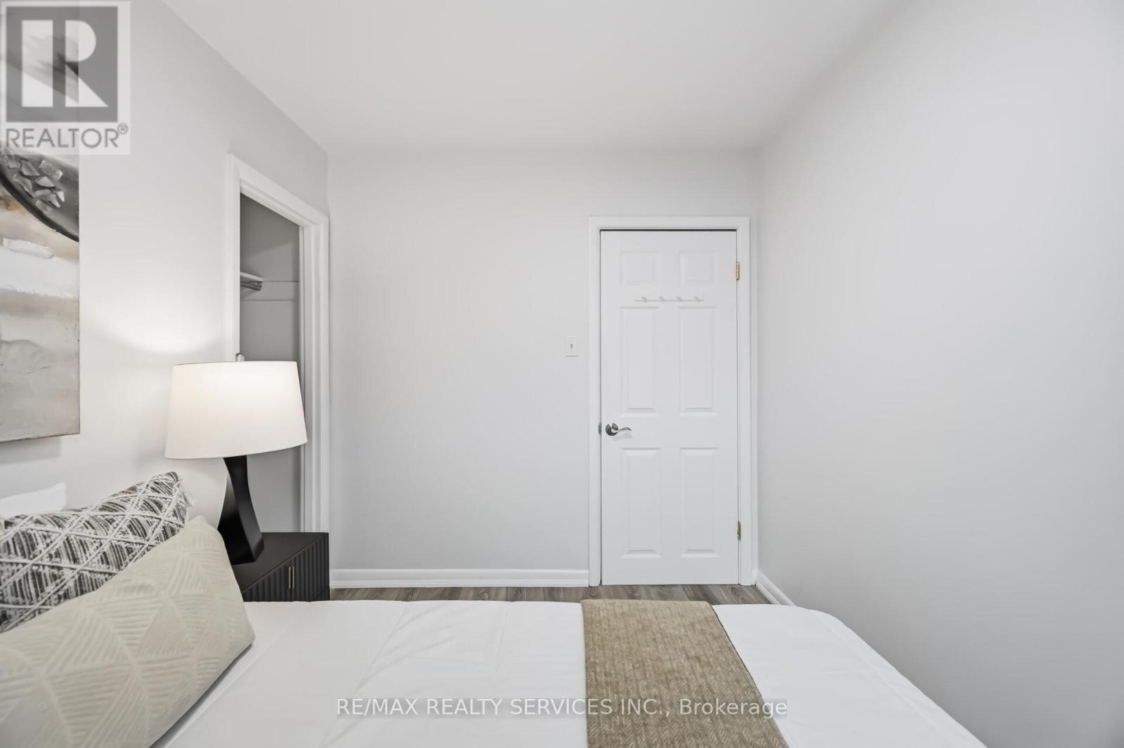 6 Bonnyview Drive, Toronto, ON - Indoor Photo Showing Bedroom