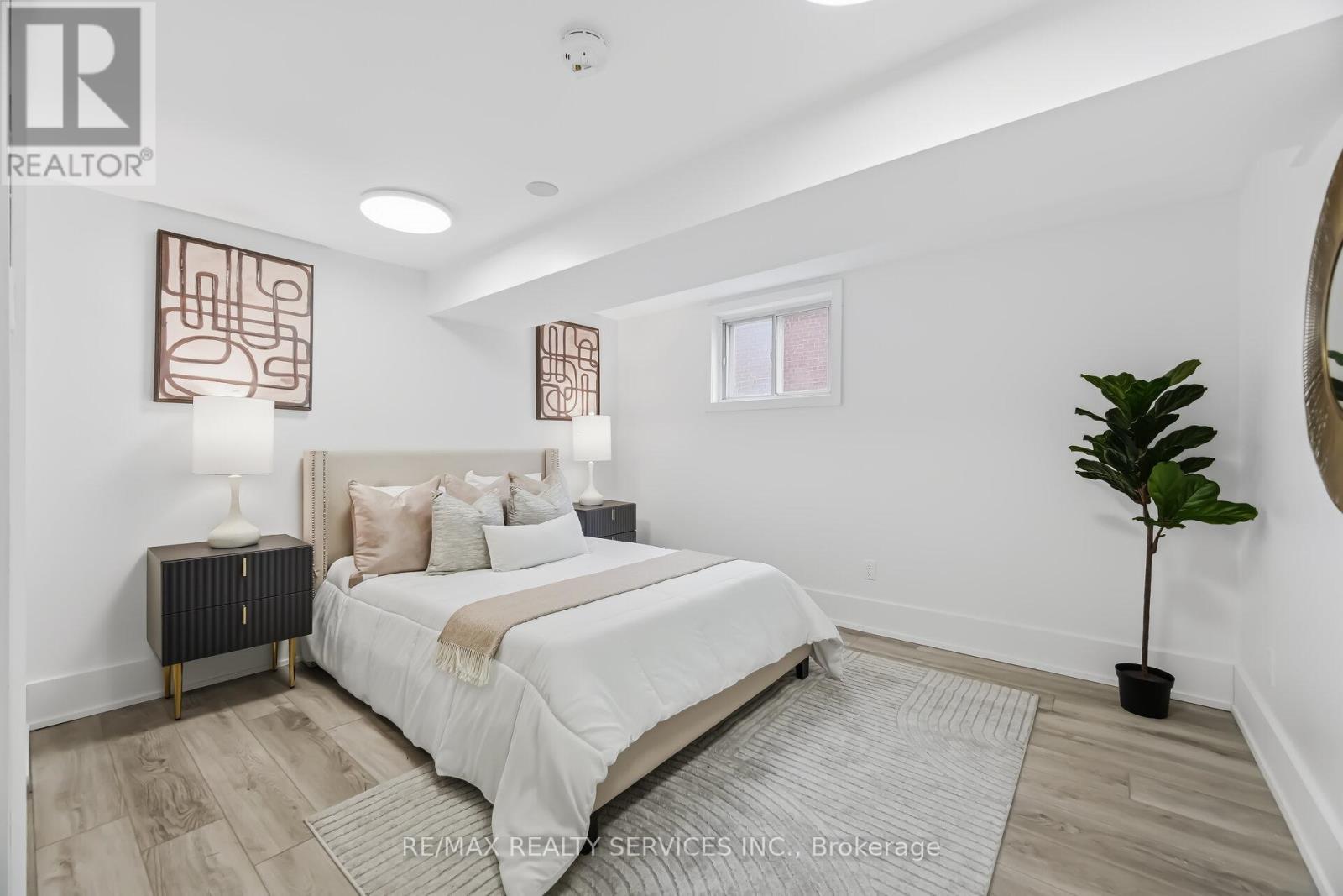 6 Bonnyview Drive, Toronto, ON - Indoor Photo Showing Bedroom