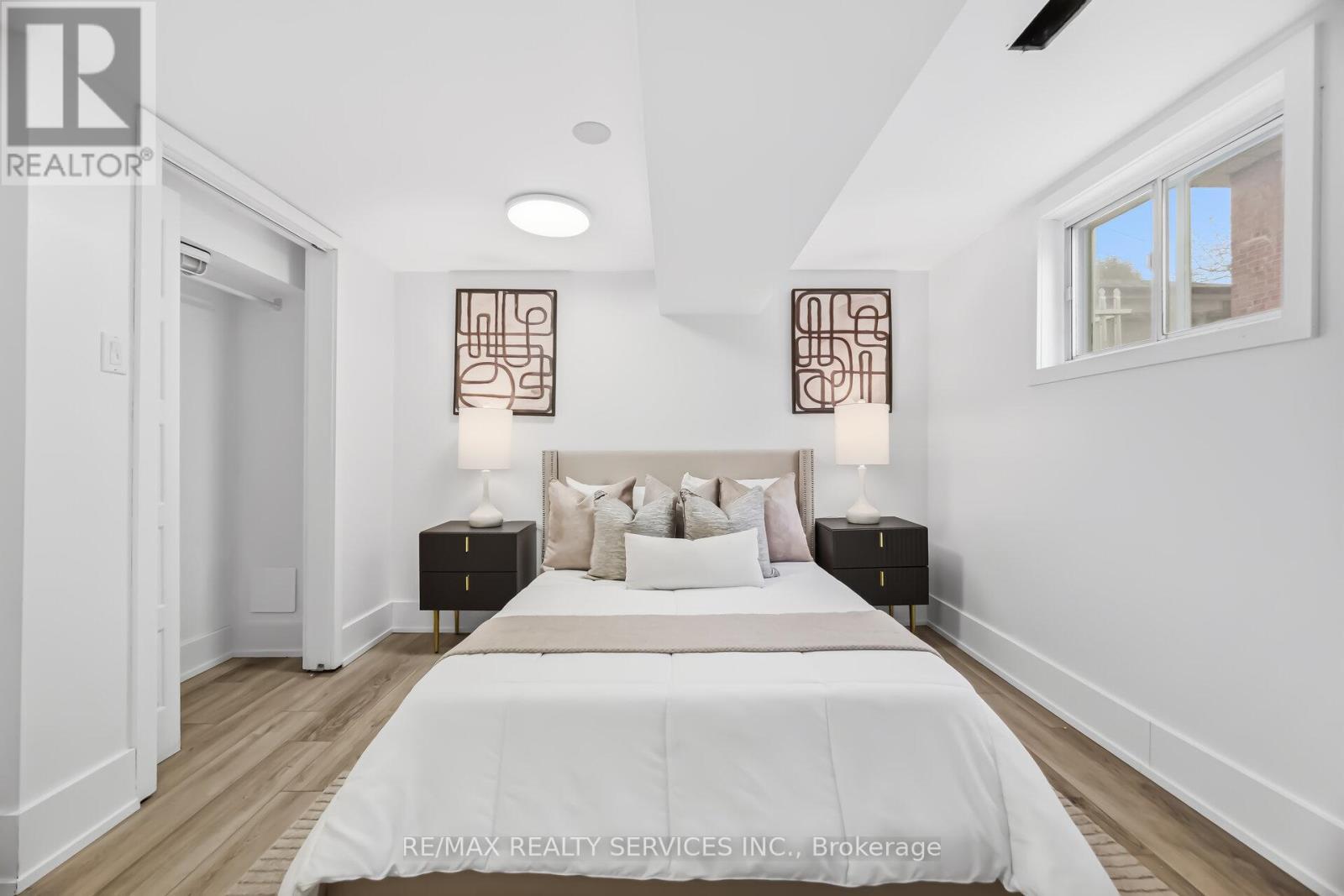 6 Bonnyview Drive, Toronto, ON - Indoor Photo Showing Bedroom
