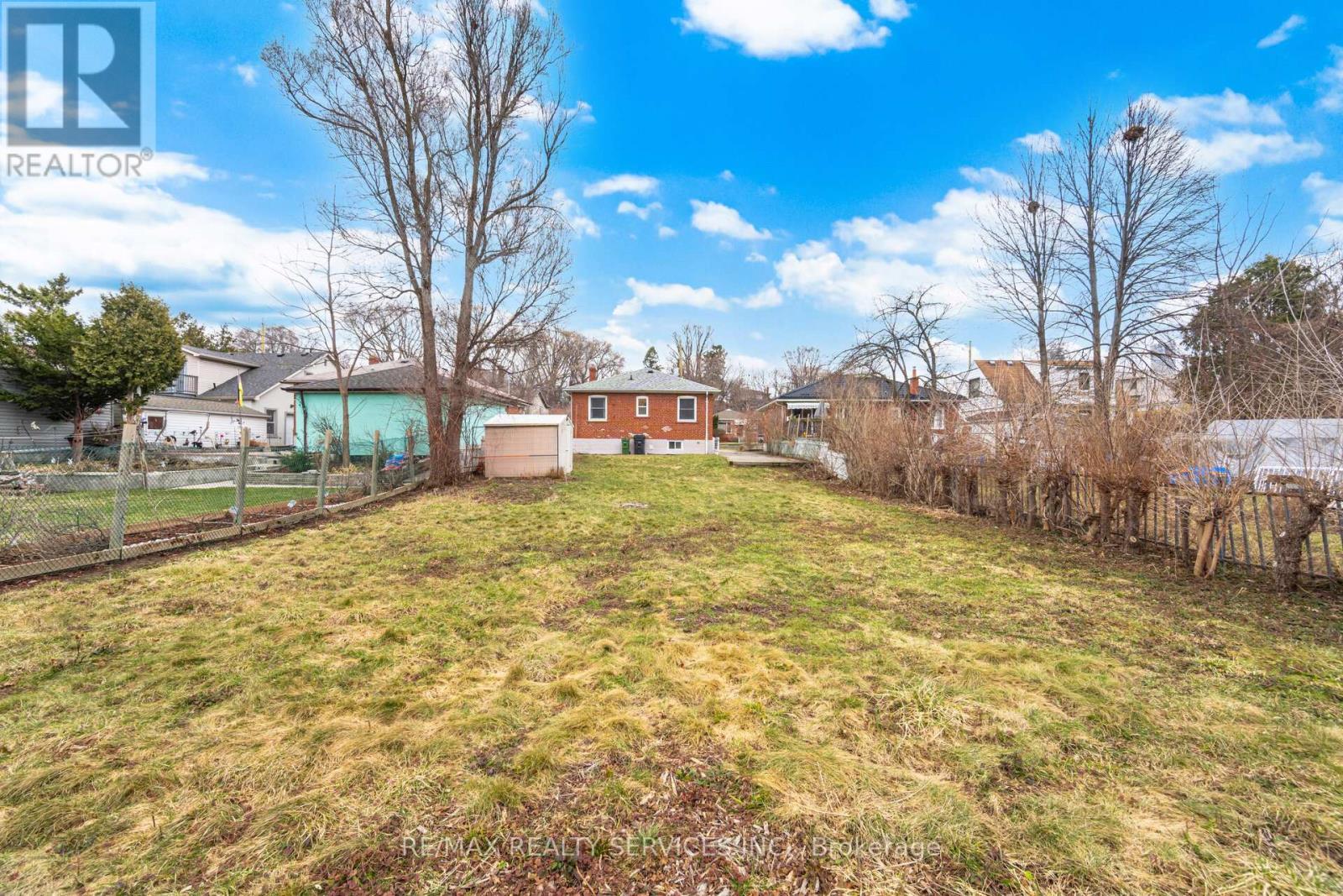 6 Bonnyview Drive, Toronto, ON - Outdoor