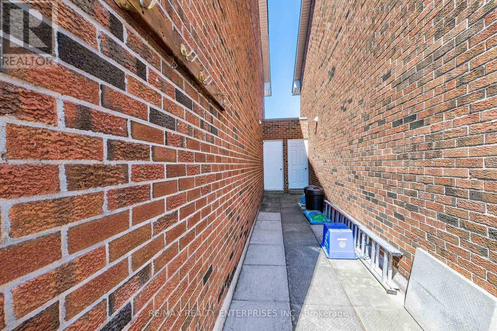 Access from garage to the yard - 3016 Rymal Road, Mississauga, ON - Indoor Photo Showing Other Room