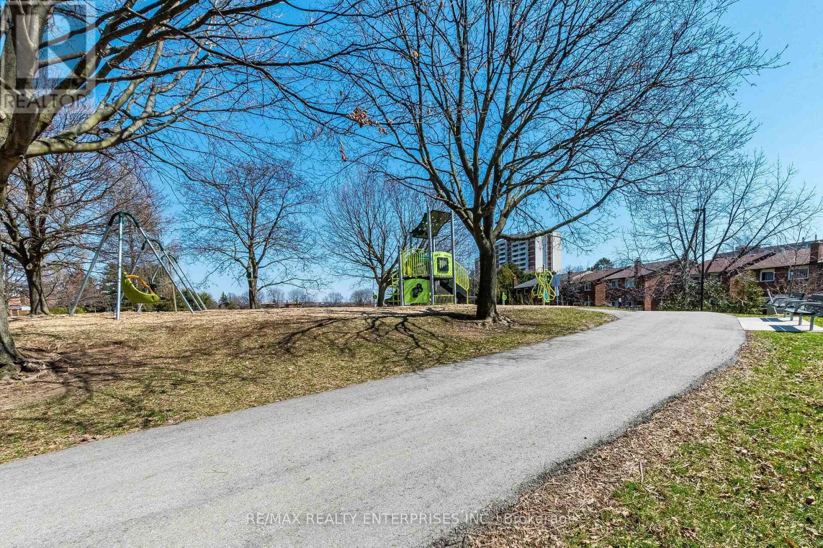 Playground & Walking Path - 3016 Rymal Road, Mississauga, ON - Outdoor