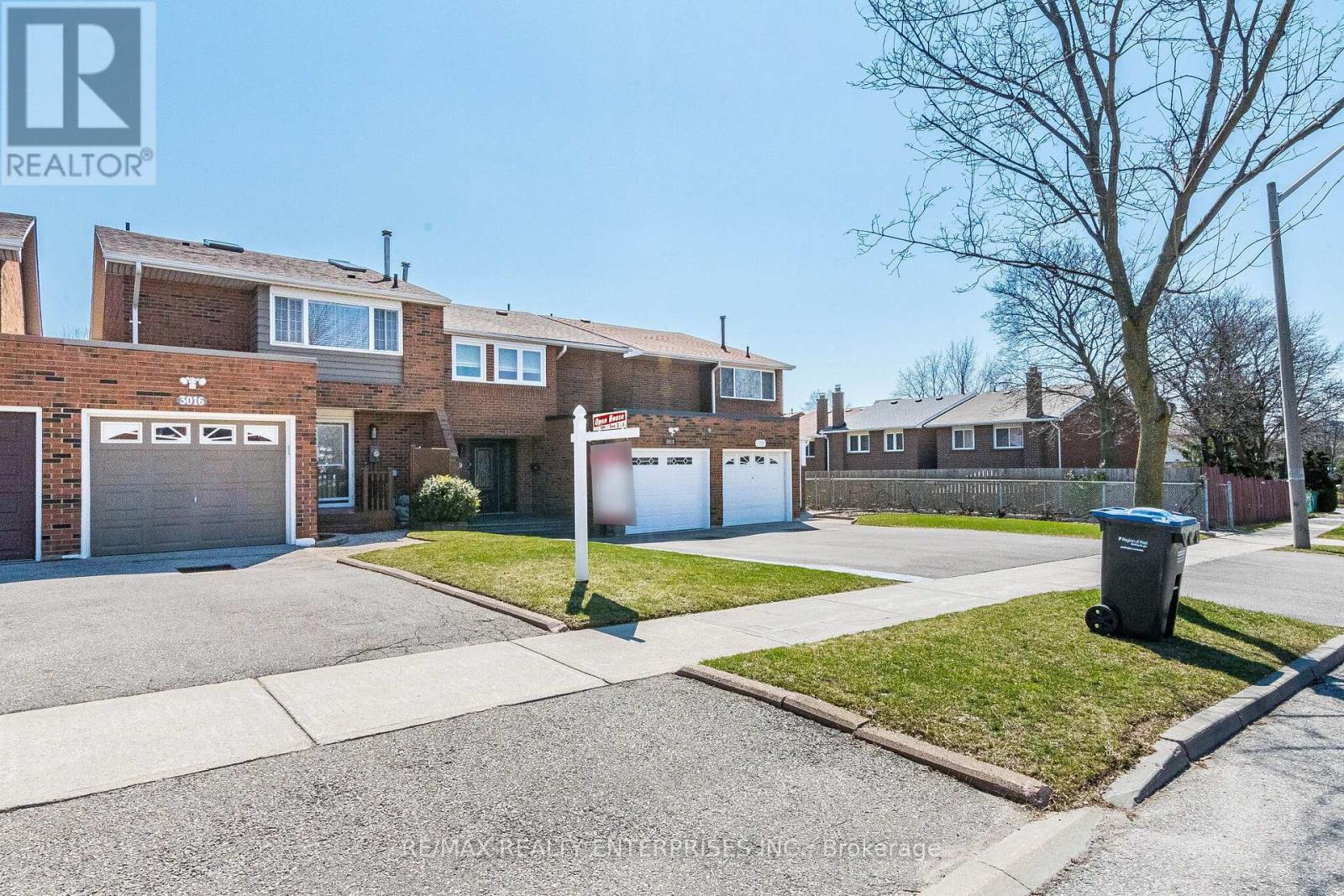 Welcome to 3016 Rymal Road - 3016 Rymal Road, Mississauga, ON - Outdoor