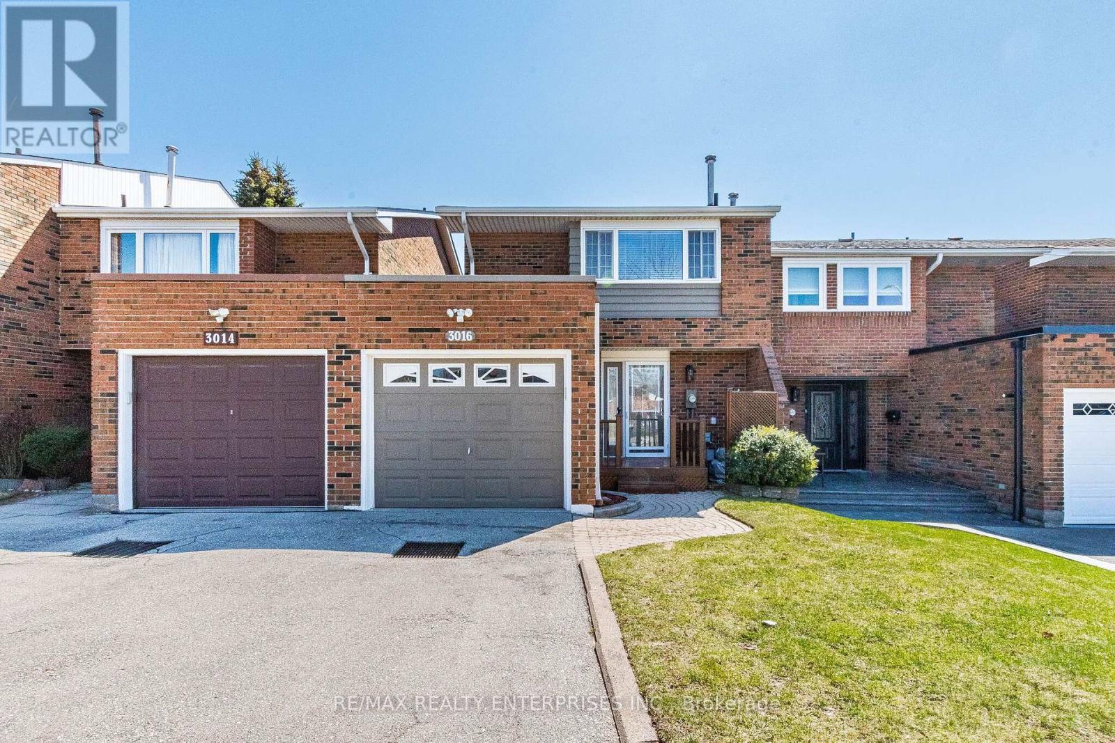Welcome to 3016 Rymal Road - 3016 Rymal Road, Mississauga, ON - Outdoor