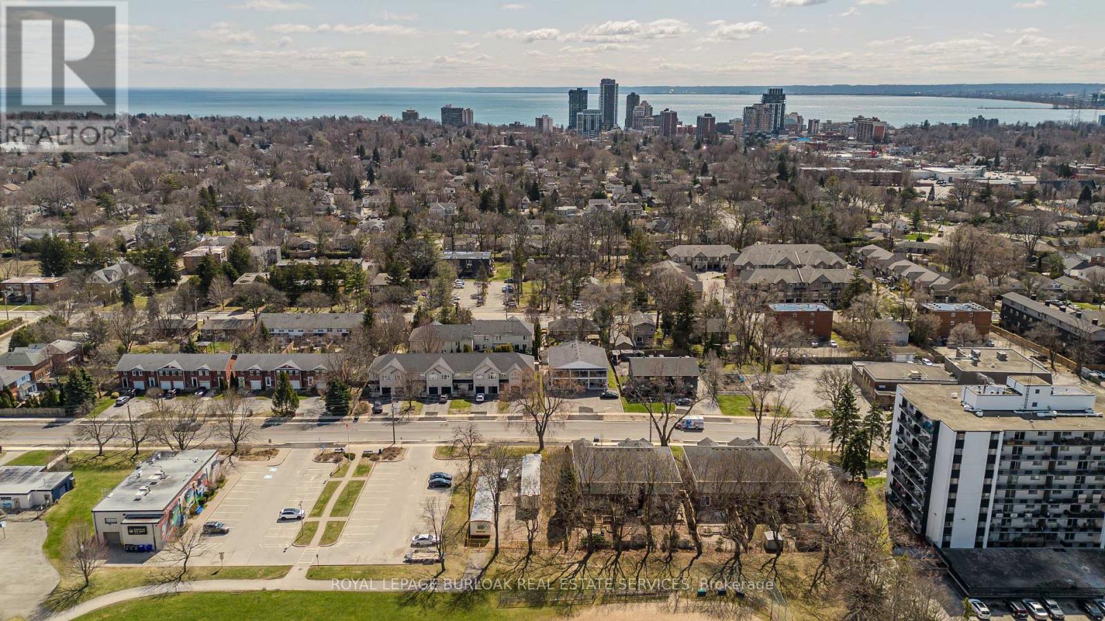 2121 Prospect Street, Burlington, ON - Outdoor With Body Of Water With View