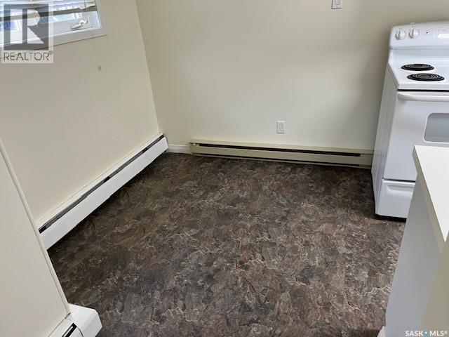 302 8Th Avenue Sw, Biggar, SK - Indoor