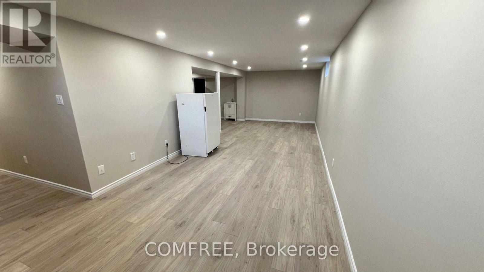 1320 Notting Hill Avenue, Ottawa, ON - Indoor