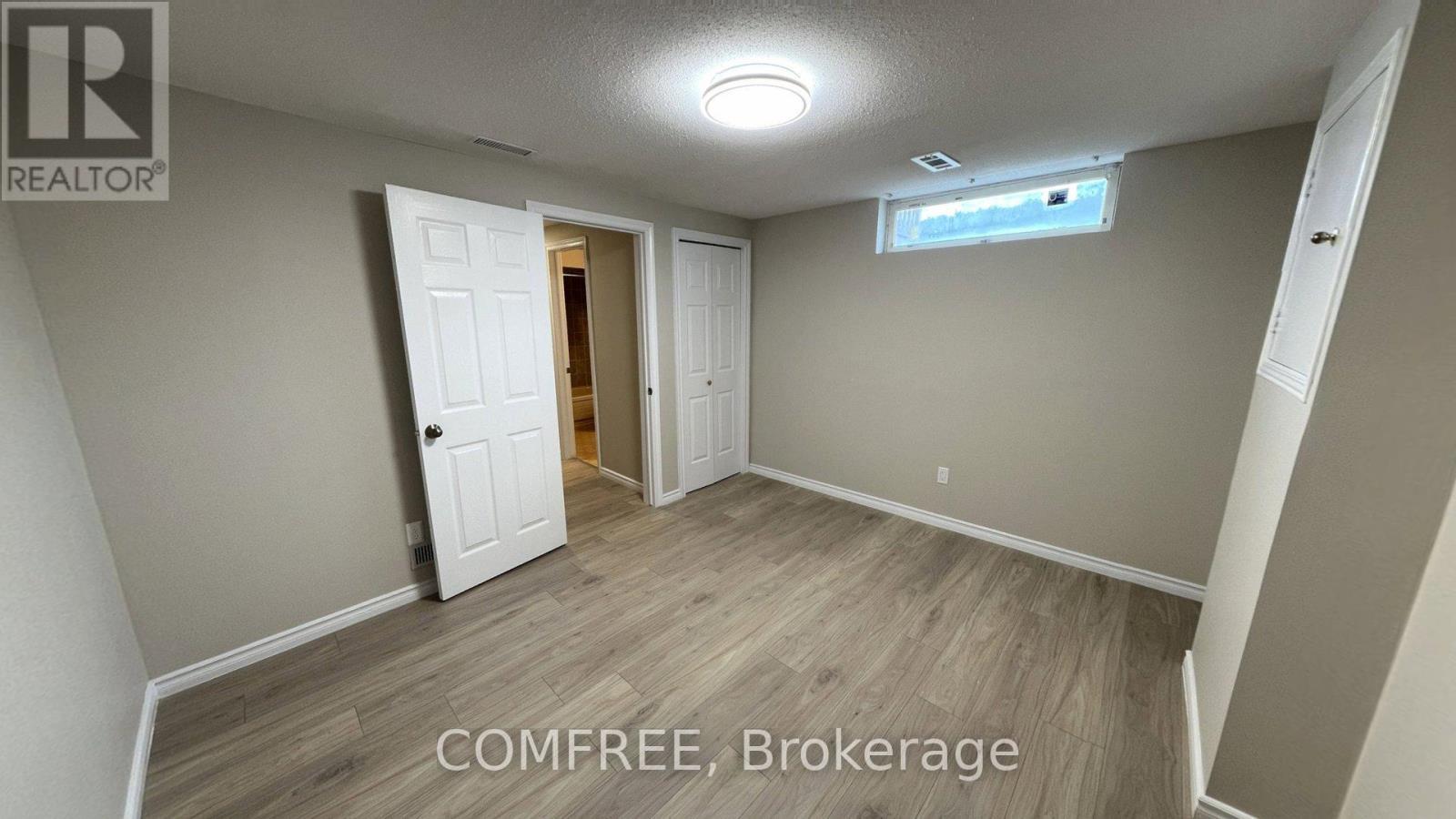 1320 Notting Hill Avenue, Ottawa, ON - Indoor